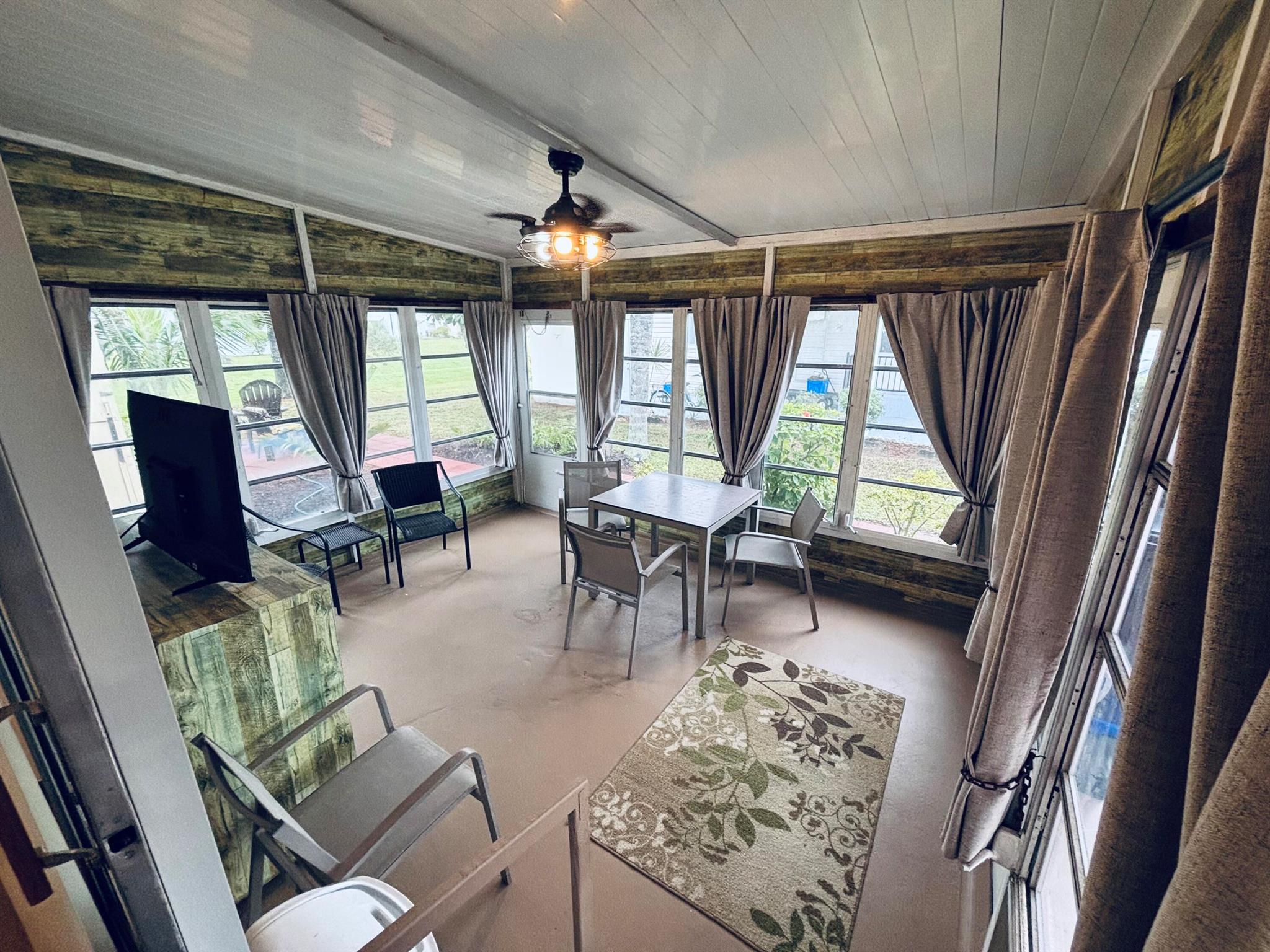 Spanish Lakes Golf Villag - Residential