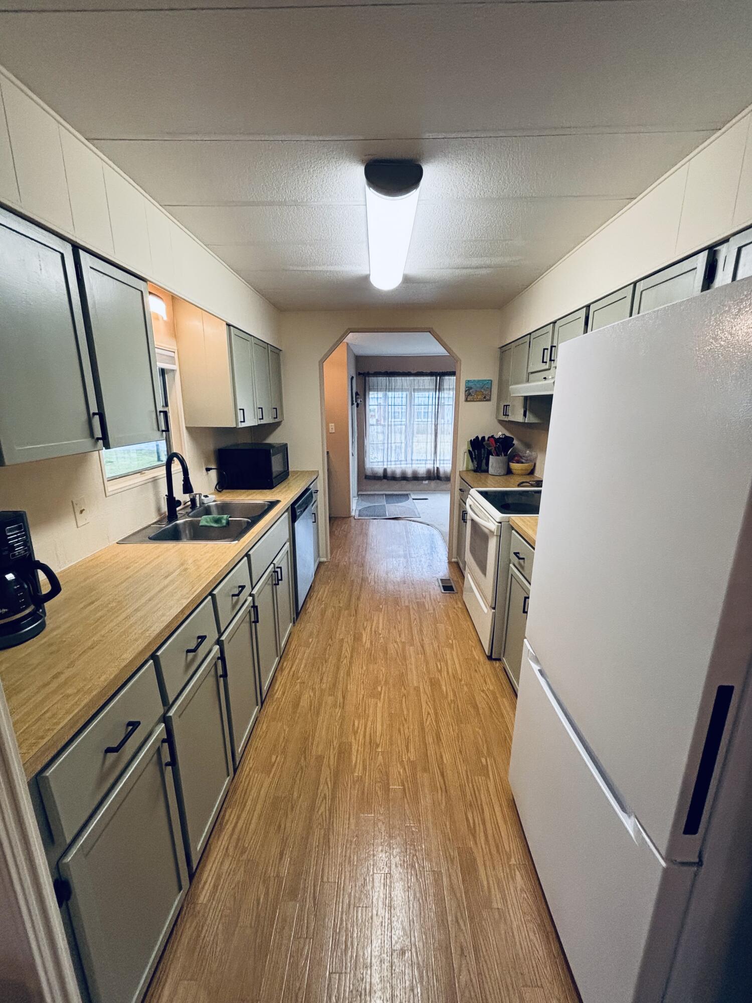 Spanish Lakes Golf Village - Residential