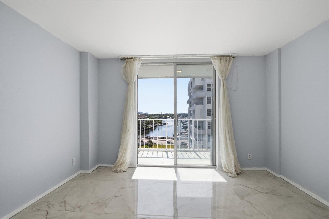 EAST POINT TOWERS CONDO - Residential Lease