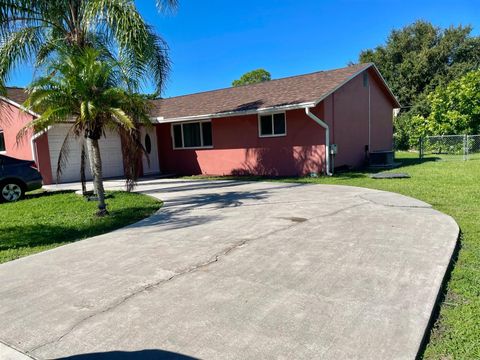 1832 SE Floresta Drive Port St Lucie FL 34983