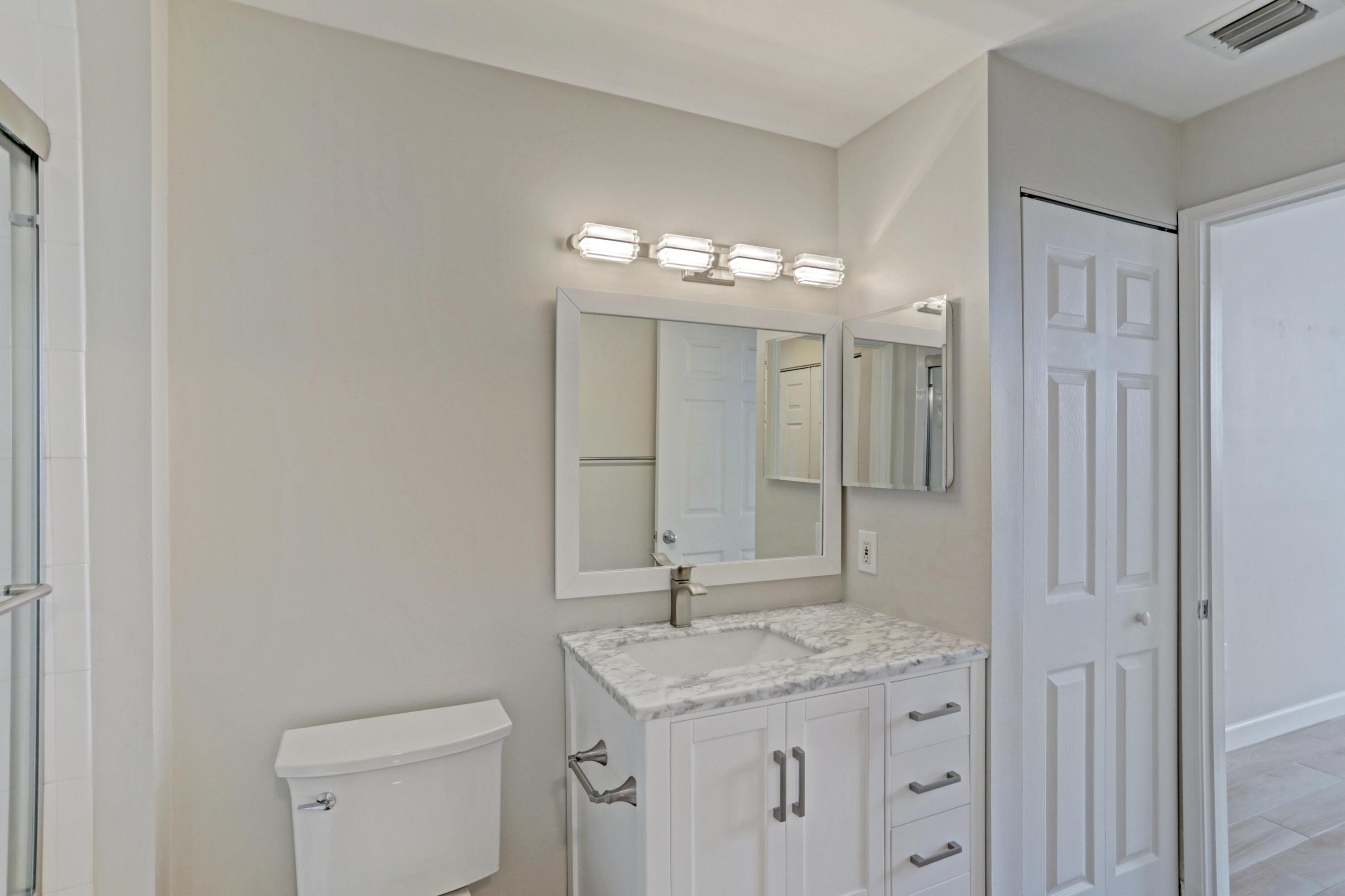 TOWER CONDO AT CITYPLACE - Residential