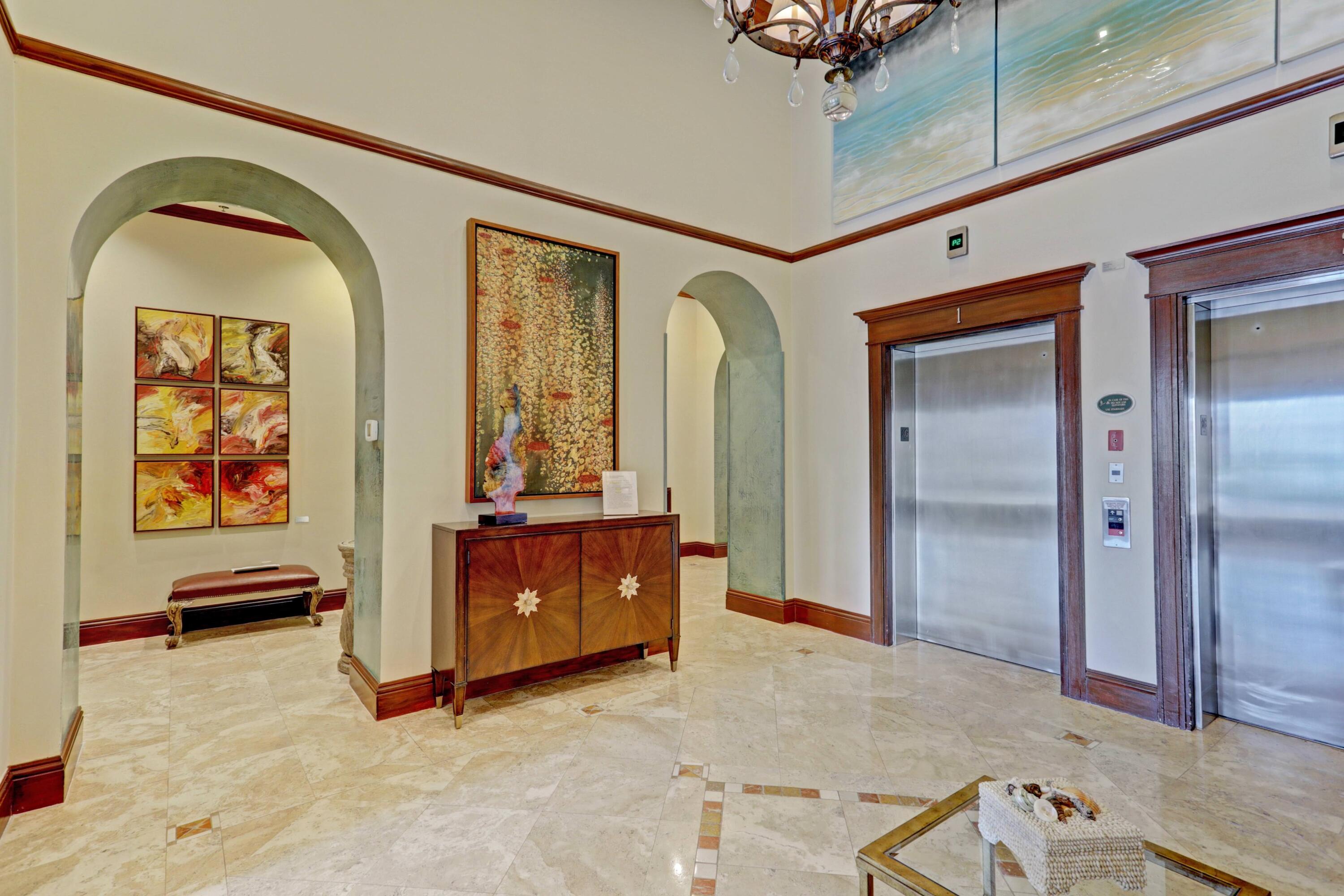 TOWER CONDO AT CITYPLACE - Residential