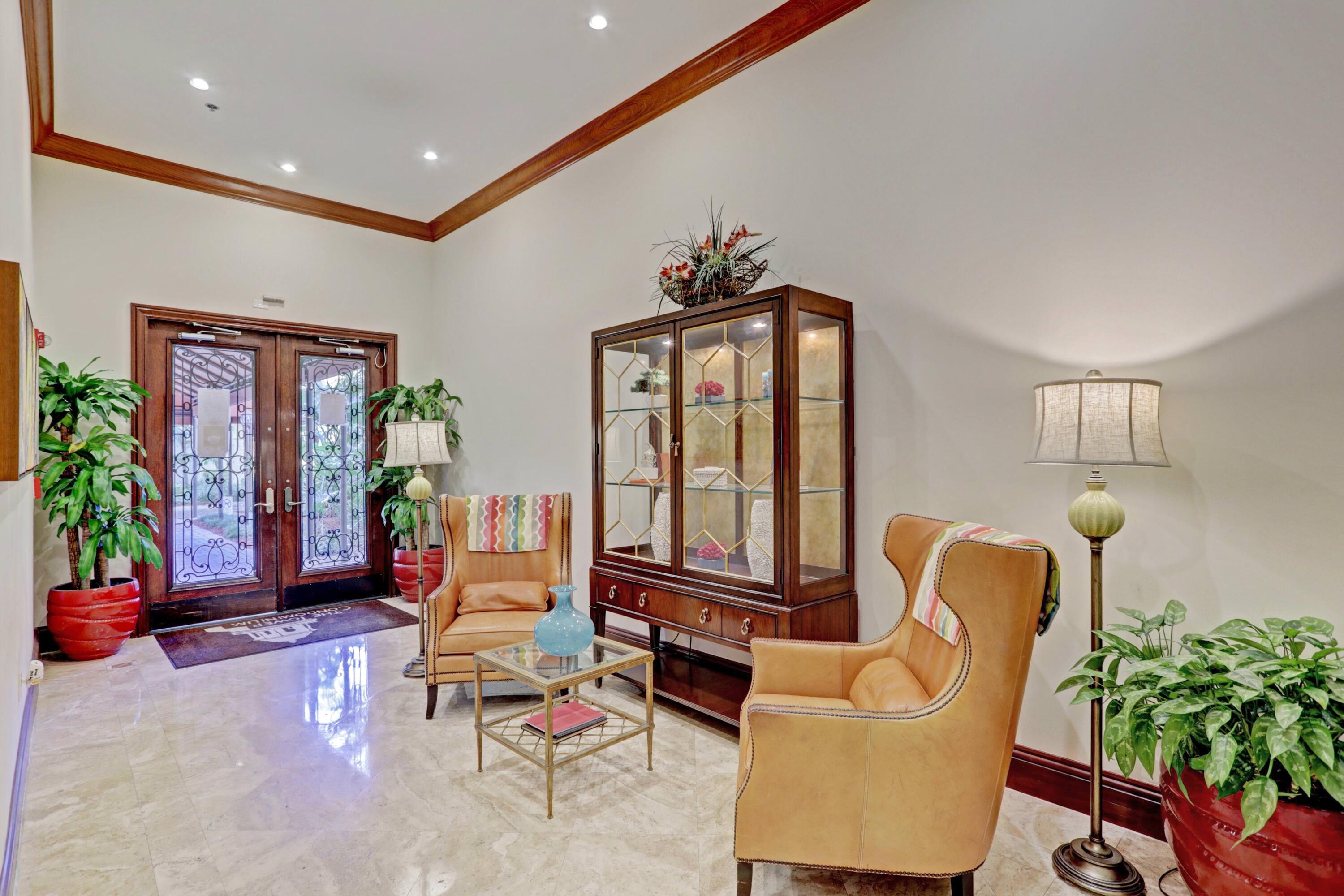 TOWER CONDO AT CITYPLACE - Residential