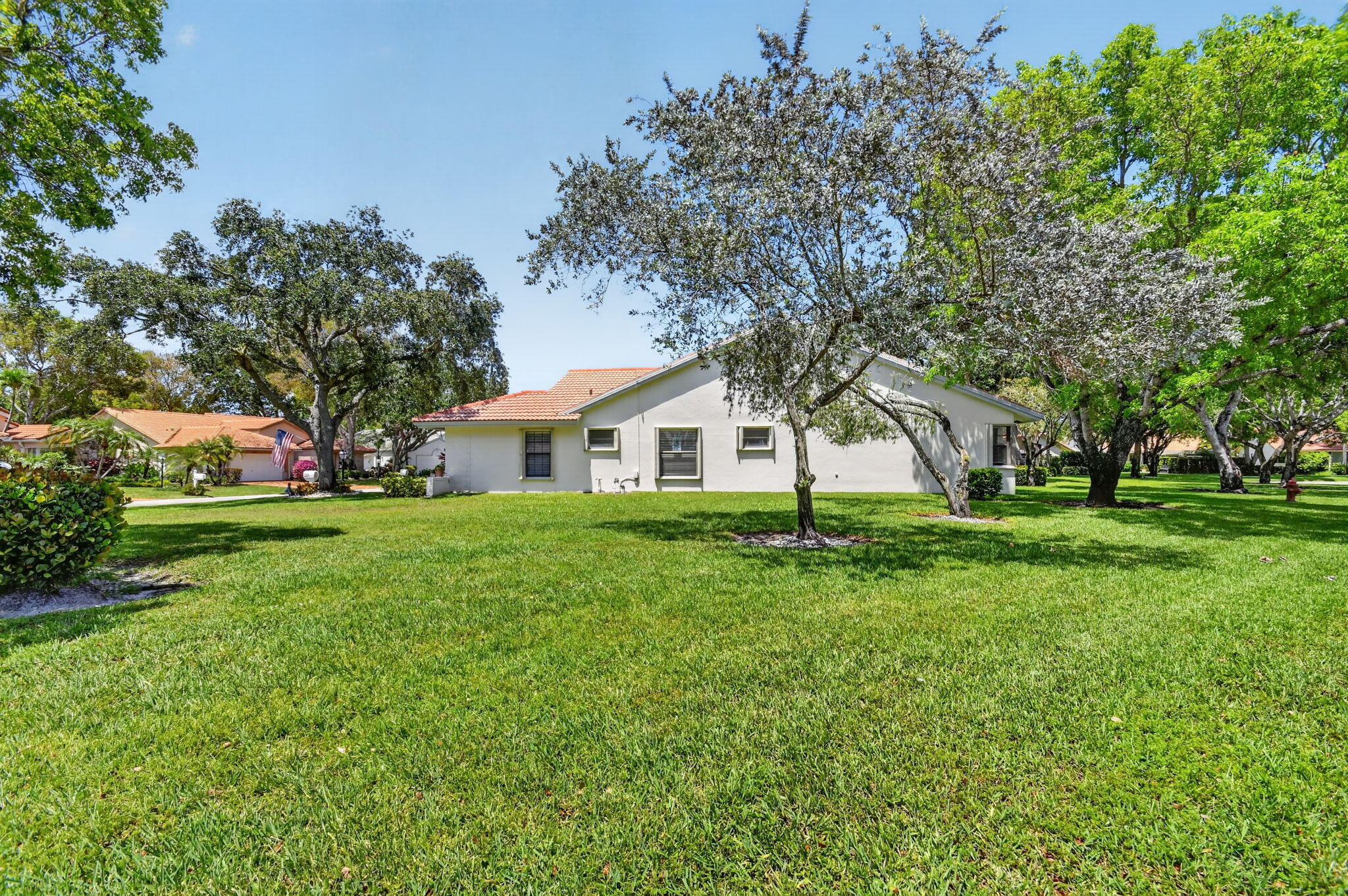 Palm Shores - Residential