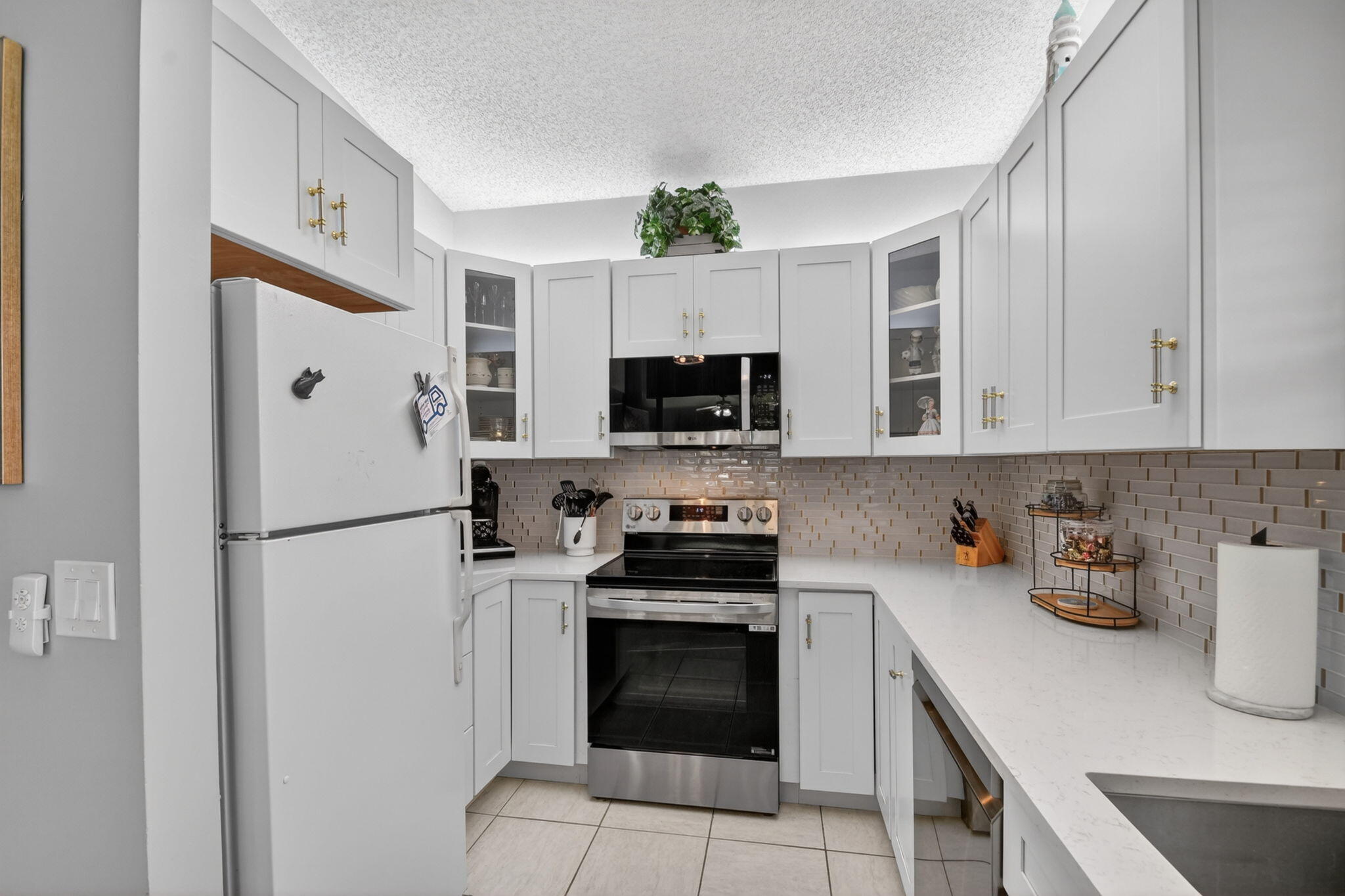 Palm Shores - Residential