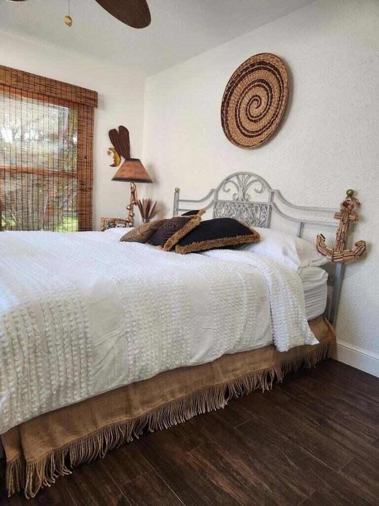 PALM BEACH SHORES - Residential Lease