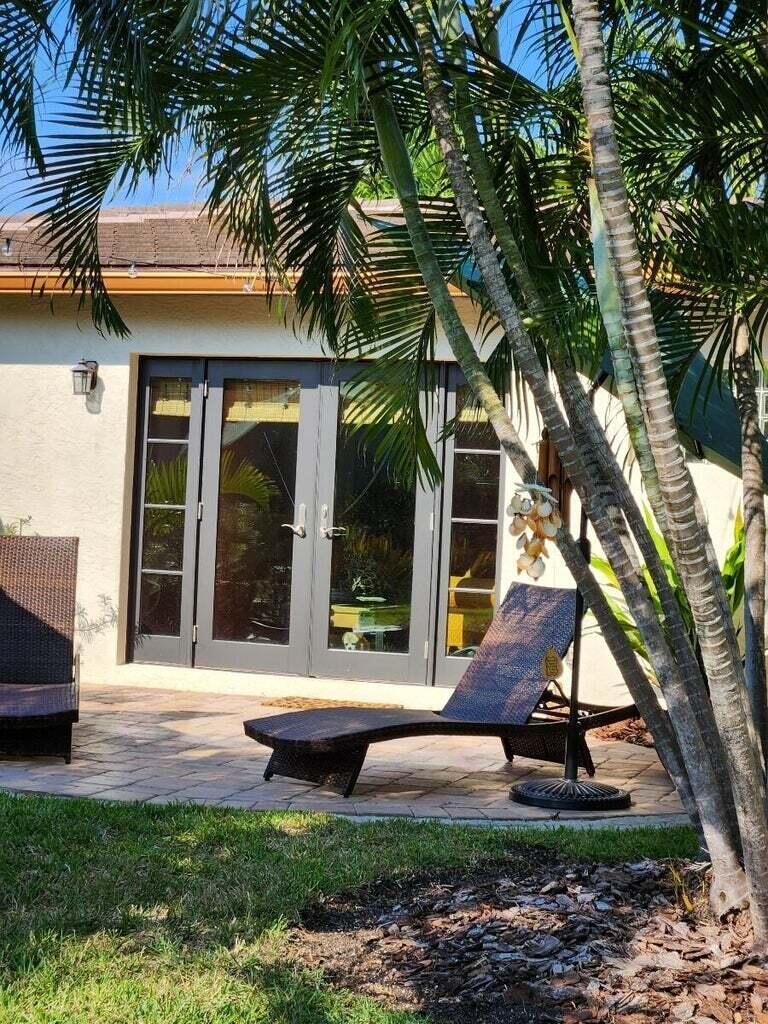 PALM BEACH SHORES - Residential Lease