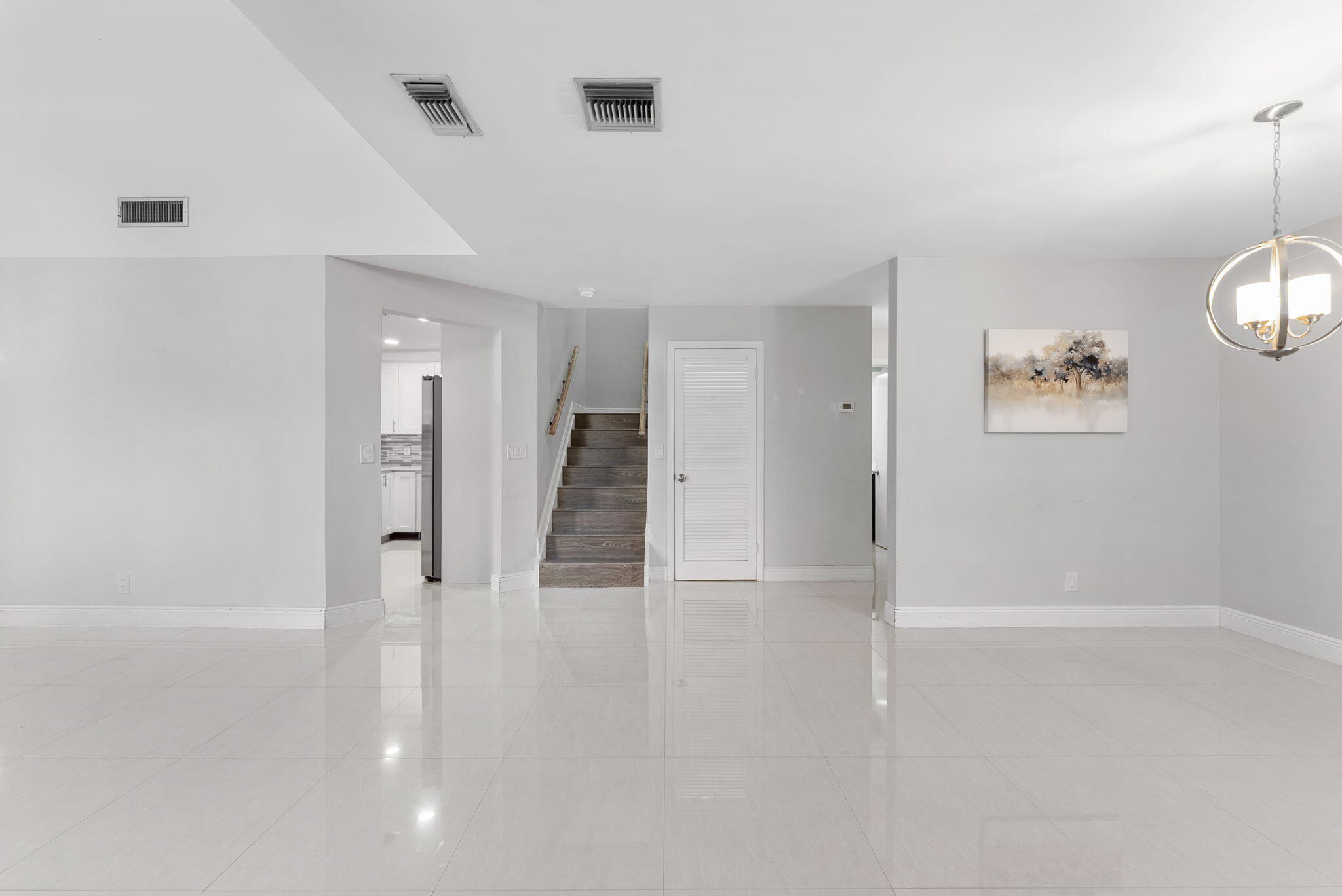 LAKEVIEW HOMES - Residential