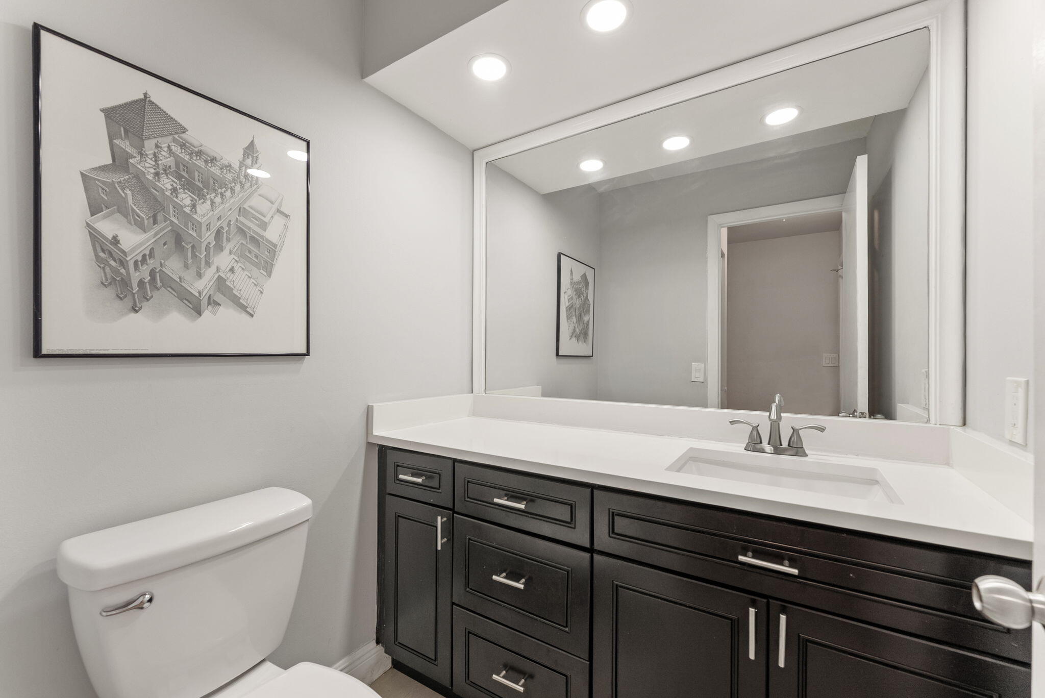LAKEVIEW HOMES - Residential