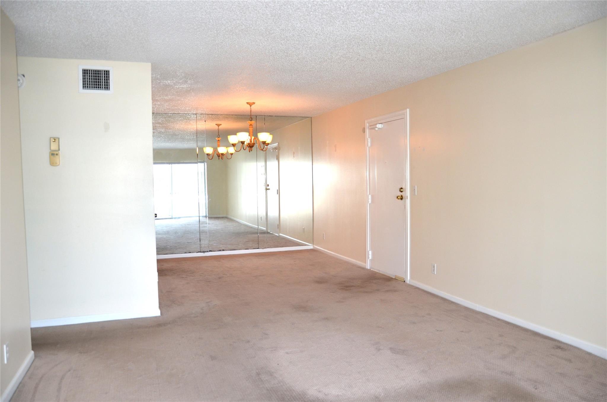 6307 N Bay Club Dr 3