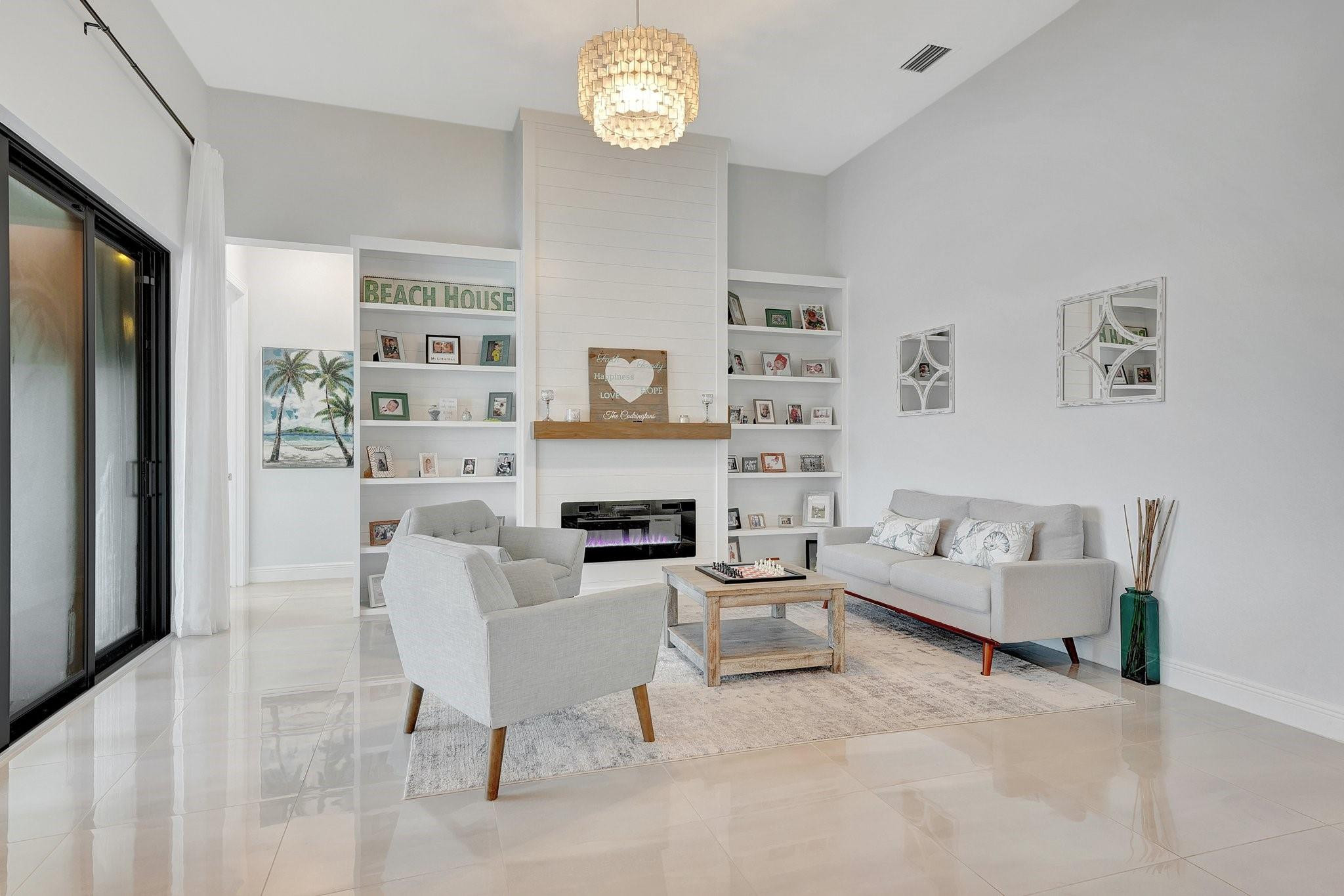 PARKLAND BAY - Residential