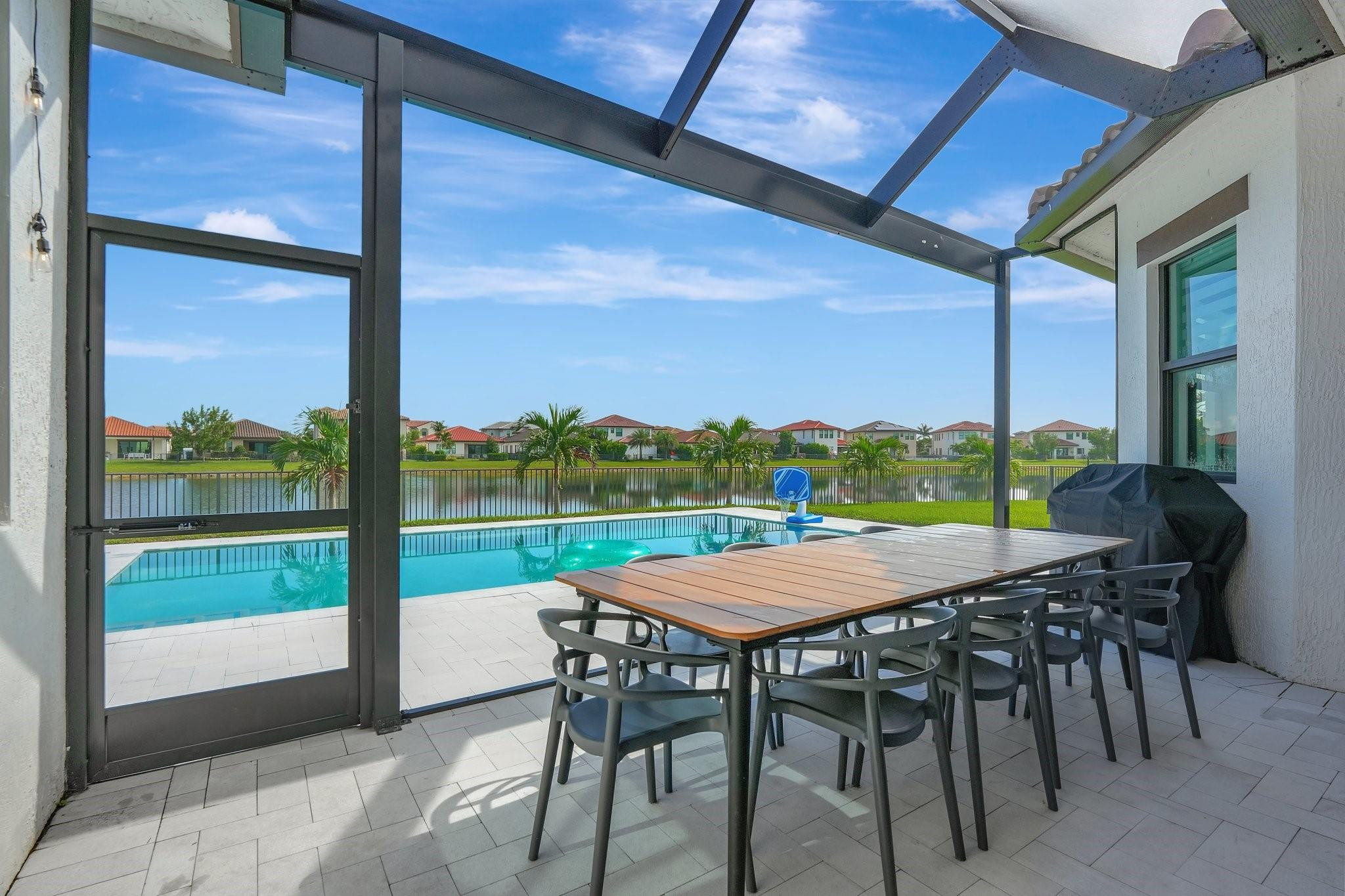 PARKLAND BAY - Residential