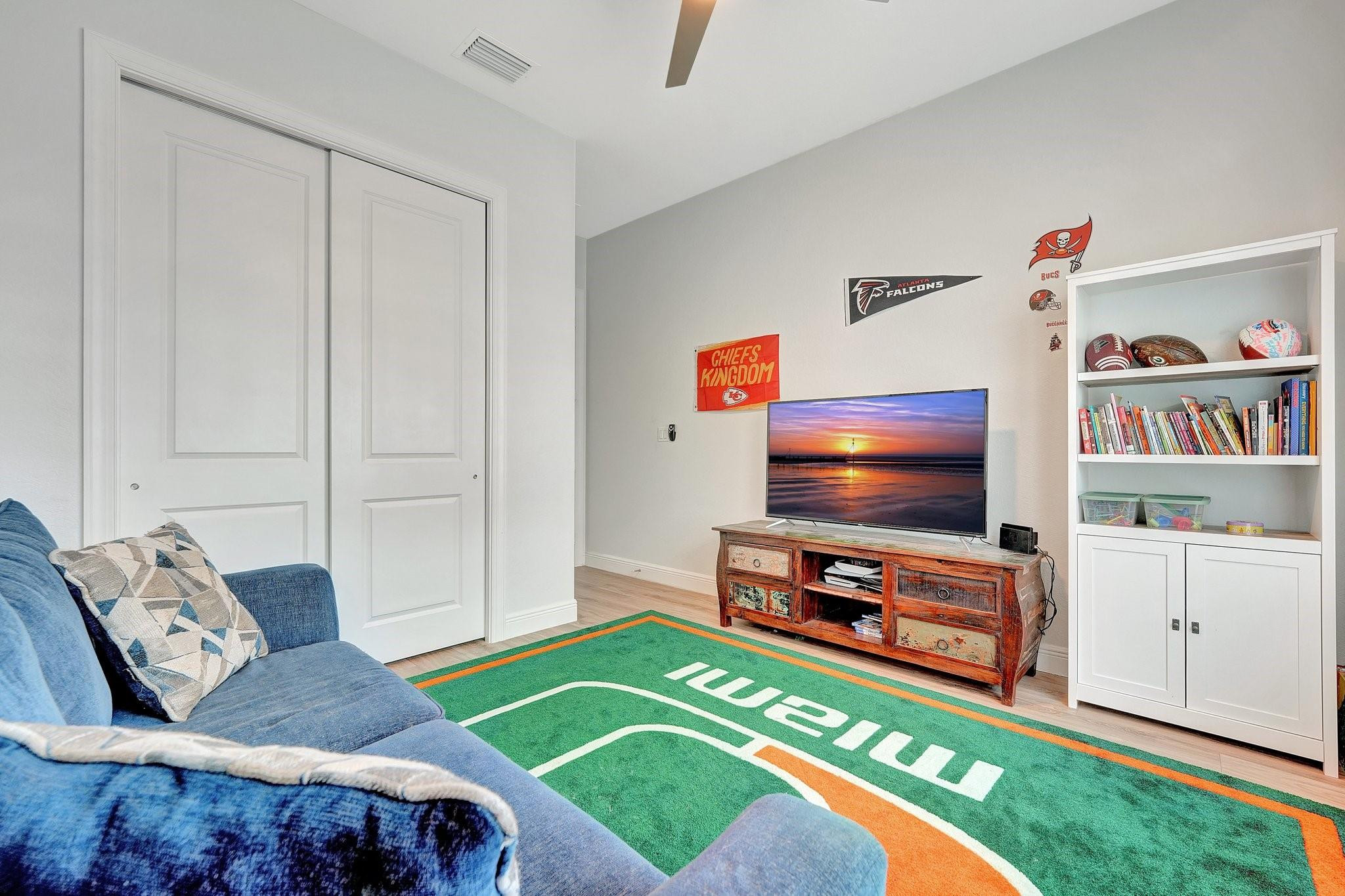 PARKLAND BAY - Residential