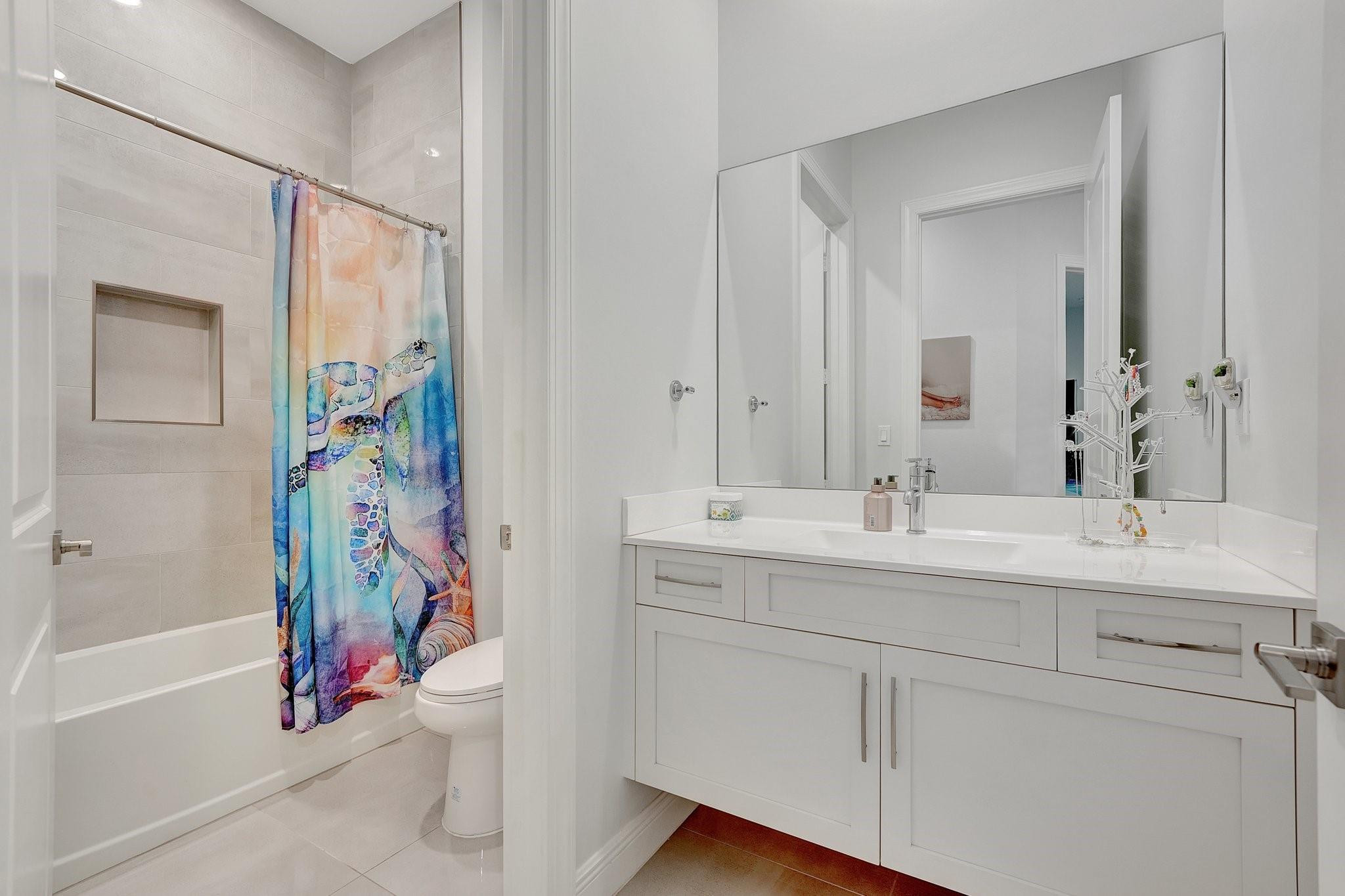 PARKLAND BAY - Residential