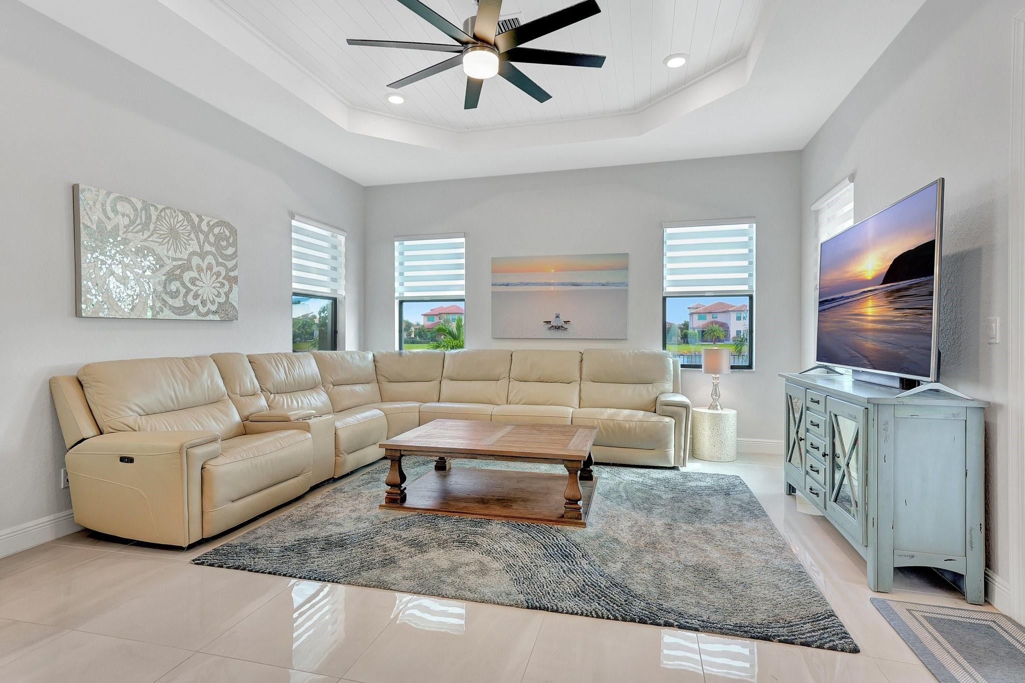 PARKLAND BAY - Residential