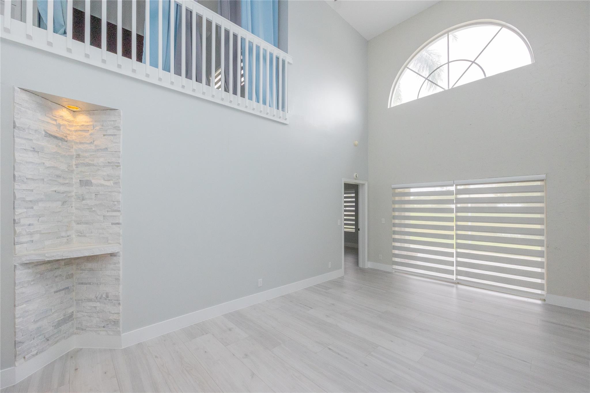 Boynton Lakes 05 - Residential Lease