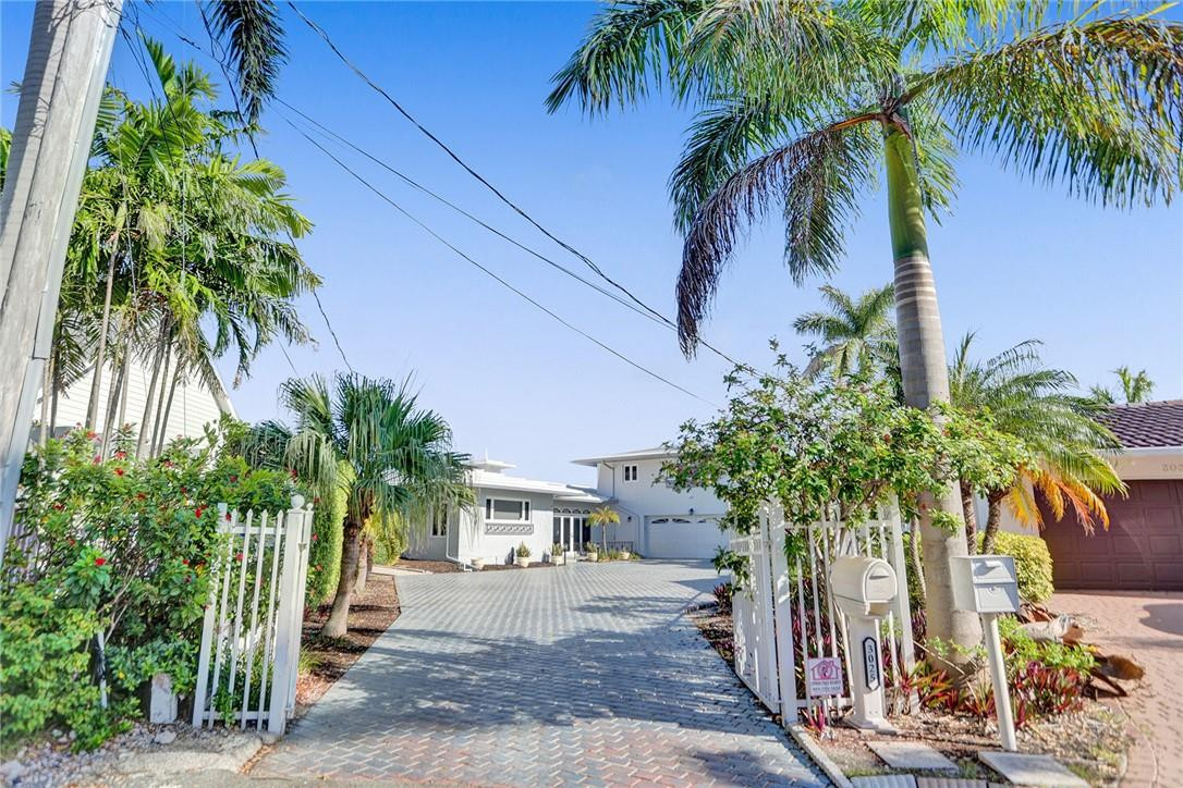 Lauderdale Beach Ext - Land