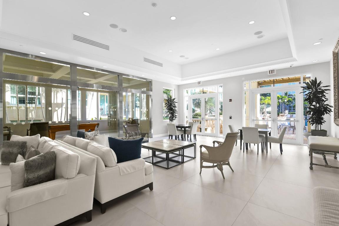 PALMETTO PLACE CONDO - Residential Lease