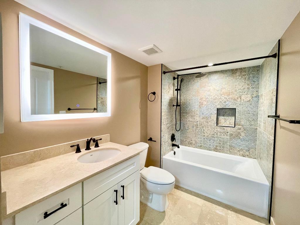 PALMETTO PLACE CONDO - Residential Lease