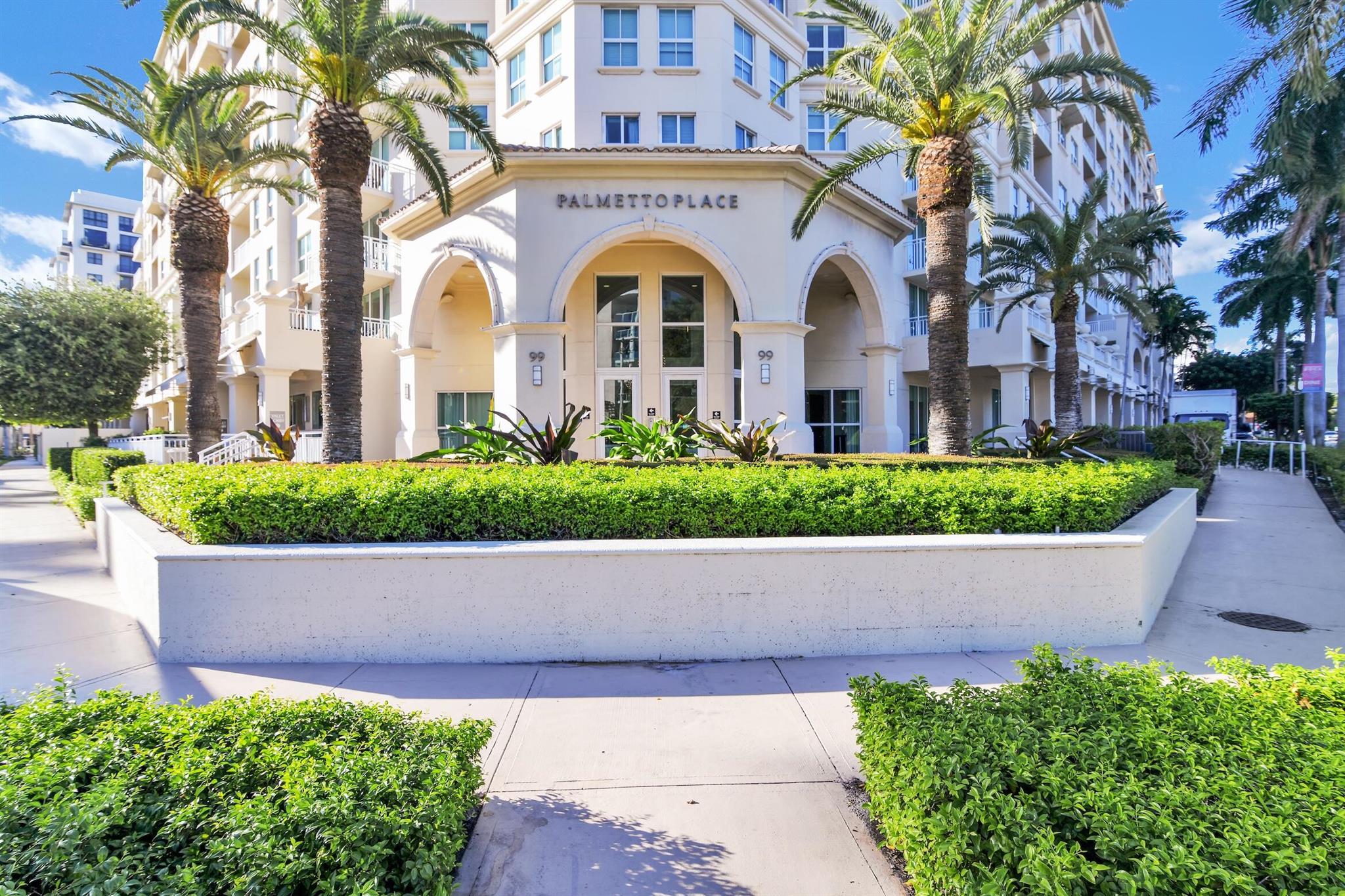PALMETTO PLACE CONDO - Residential Lease