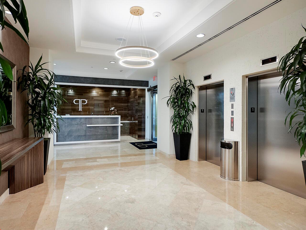 PALMETTO PLACE CONDO - Residential Lease