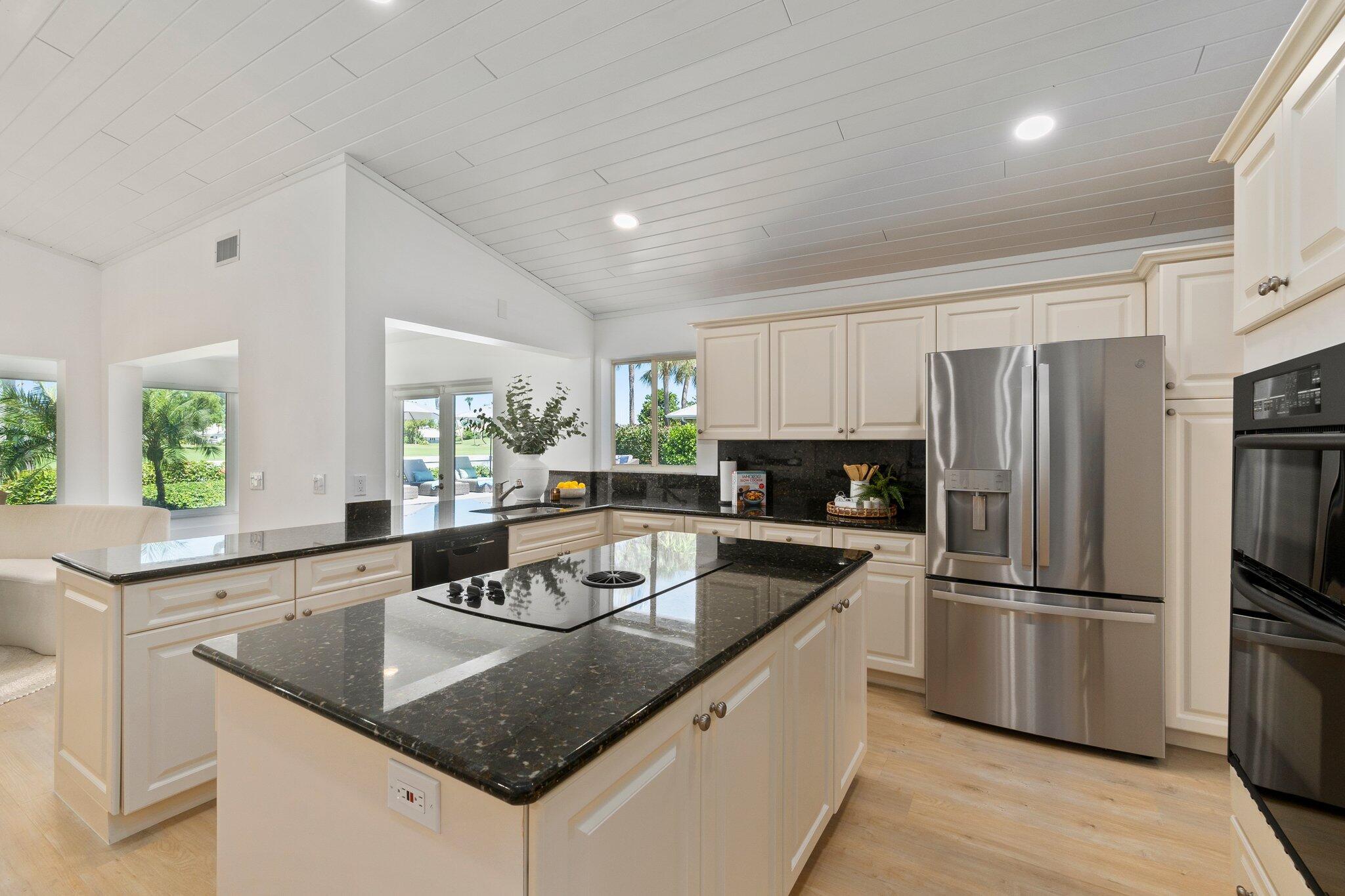 SAILFISH POINT PUD PLAT N - Residential