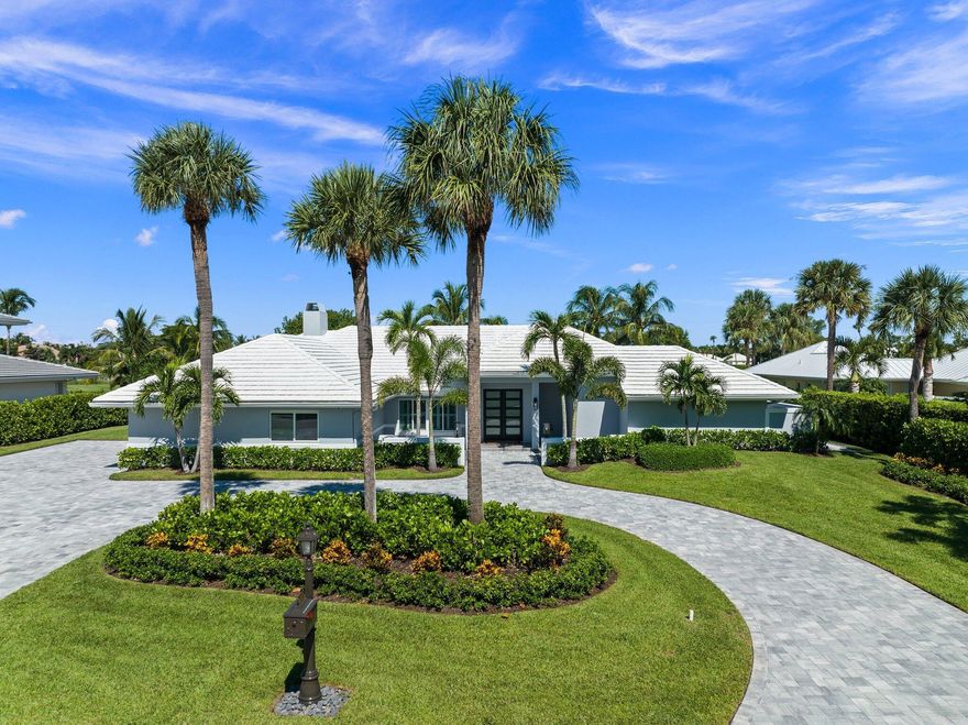 Pristine rolling-hills-fairway golf view! Immaculate single story pool home with over 4000 sqft, split floor plan, high ceilings, light and bright with panoramic views throughout! This perfect Florida retreat sits in over 1 acre and offers 4 bedrooms, 3.1 baths, 3 car garage, upgraded throughout! Pull up to your circular driveway, through rock and water fountain garden to the impressive double door entry, enter to a soaring ceiling formal living room with water and fairway views! Expansive owners suite offers double doors to the back patio, jacuzzi tub, walk in shower, double vanity and 2 walk in closets! Extra large entertainer's kitchen features cook island, double wall oven, bar stool breakfast nook, and stunning peaceful view of the greens while you cook!