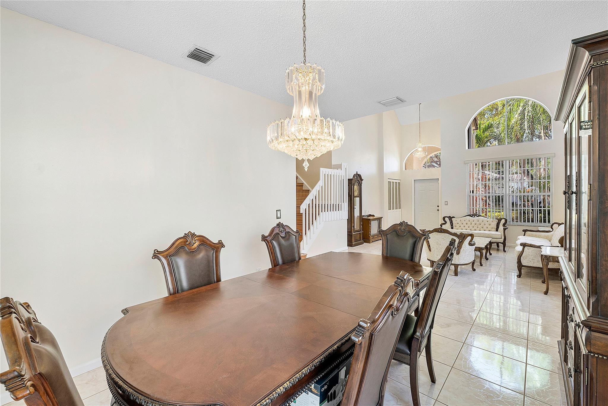 TOWNGATE - Residential Lease