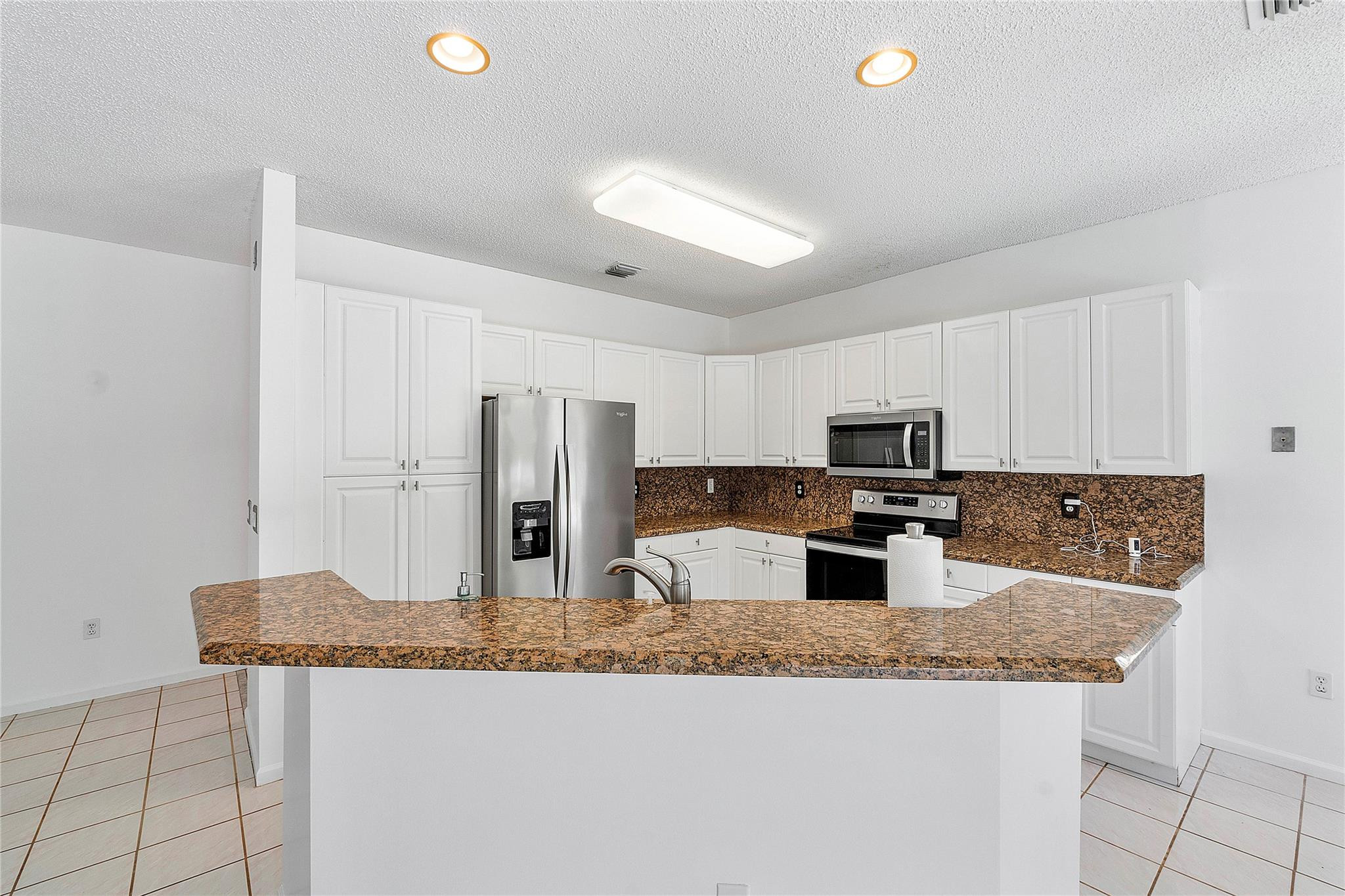 TOWNGATE - Residential Lease