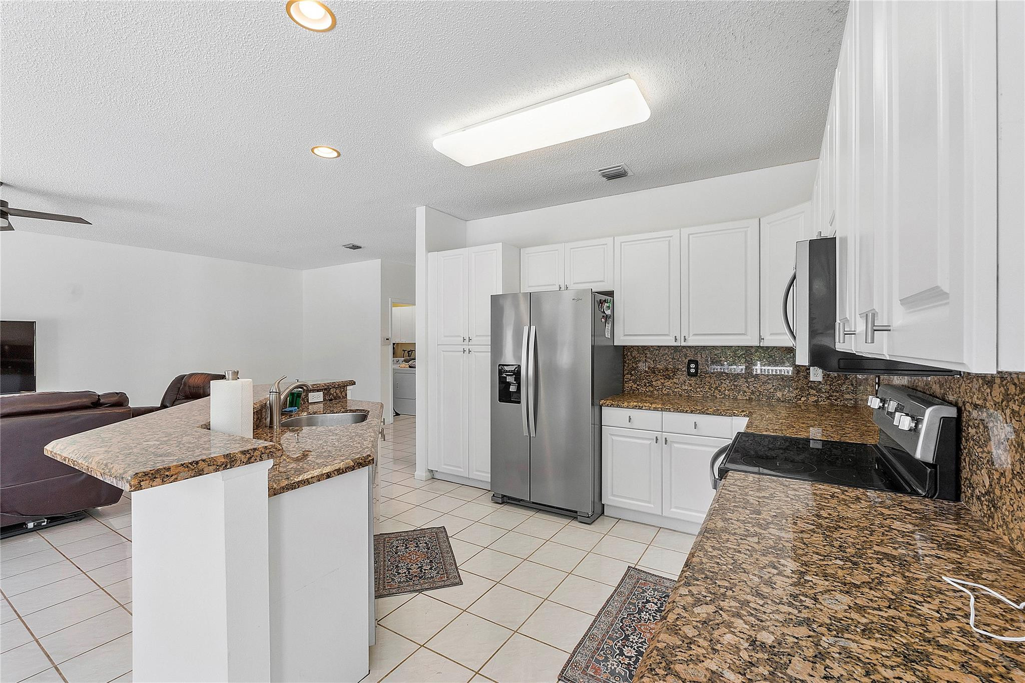 TOWNGATE - Residential Lease