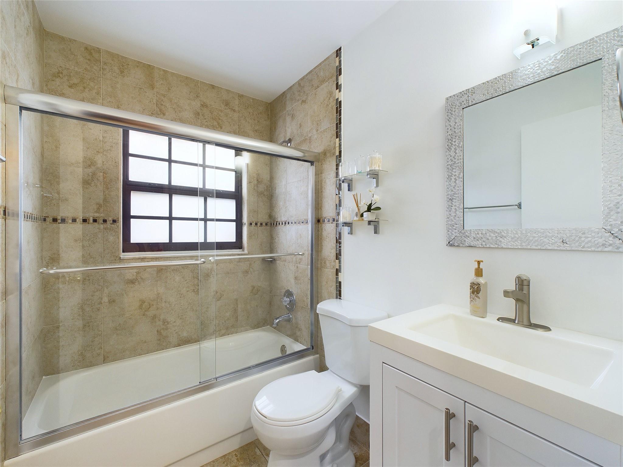 Grenadier Lakes At Welleb - Residential Lease