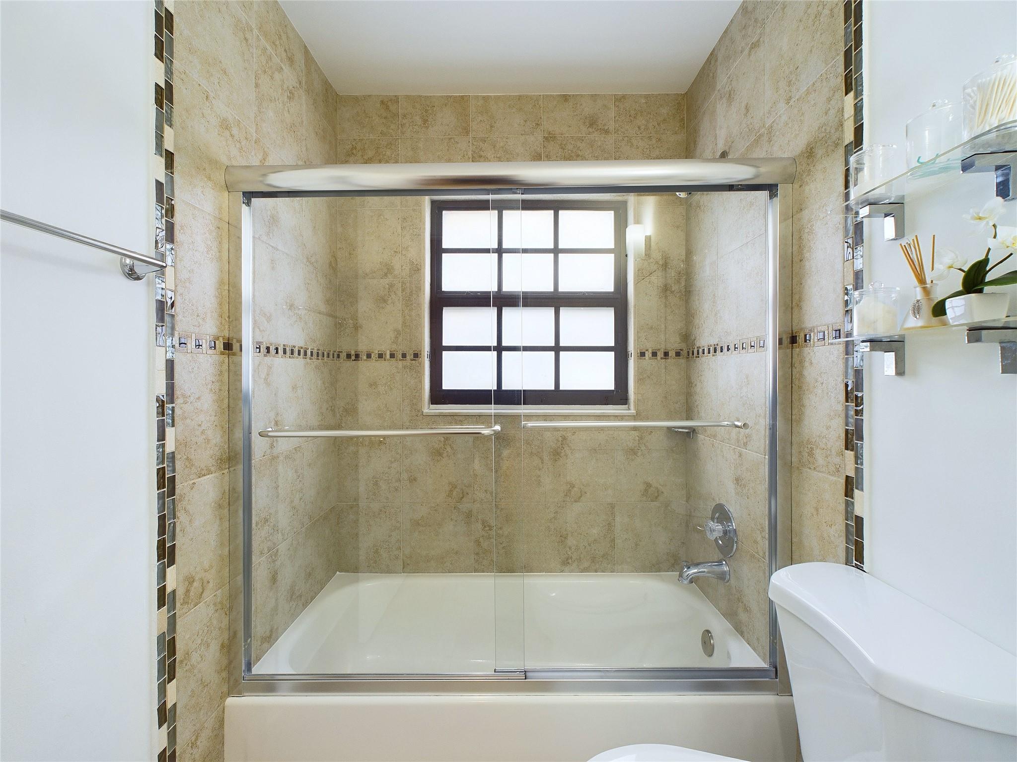 Grenadier Lakes At Welleb - Residential Lease