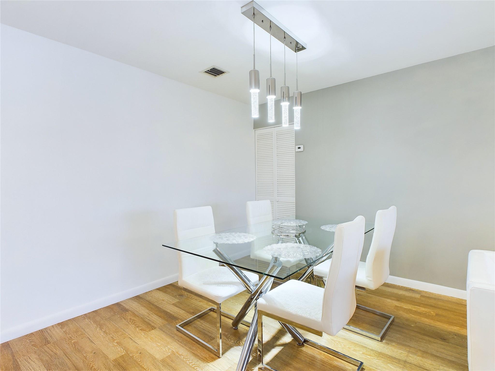 Grenadier Lakes At Welleb - Residential Lease