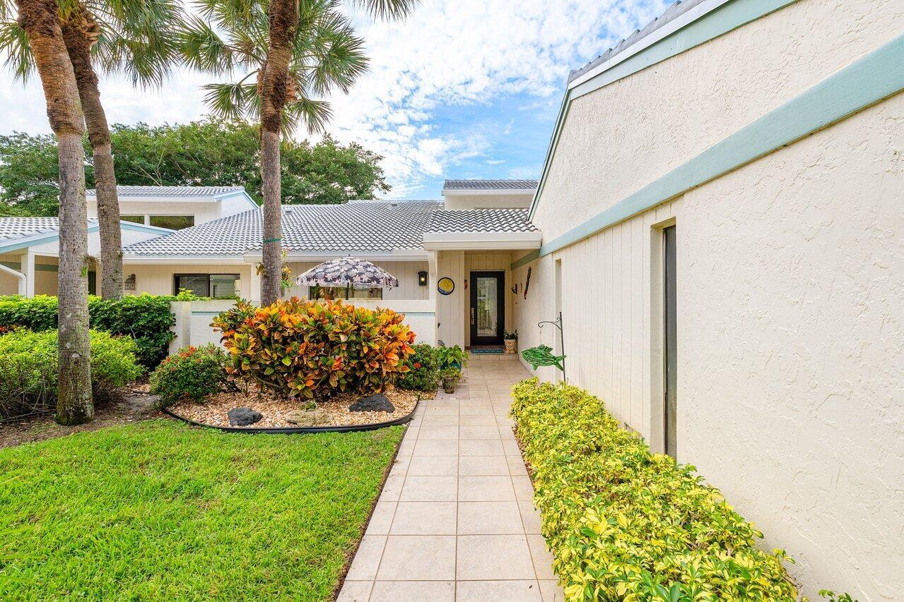 CAMBRIDGE I & II AT HUNTERS RUN CONDO - Residential