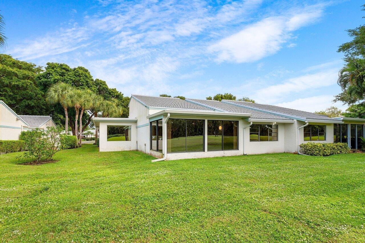 CAMBRIDGE I & II AT HUNTERS RUN CONDO - Residential