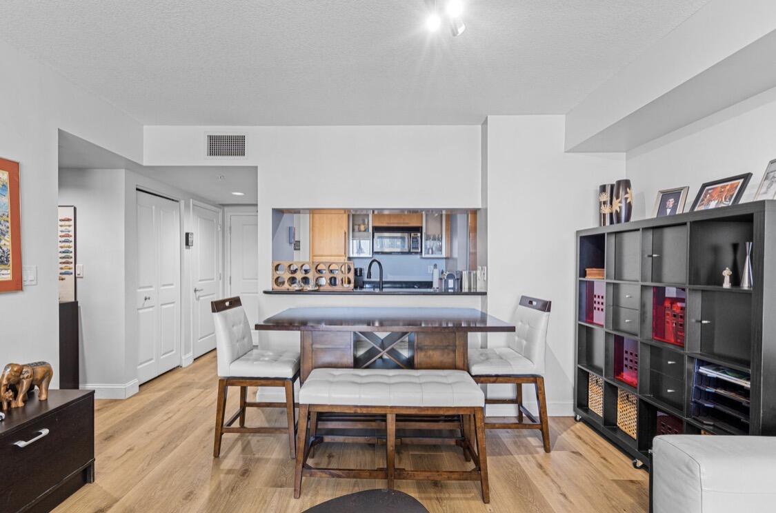 SYMPHONY NORTH CONDO - Residential