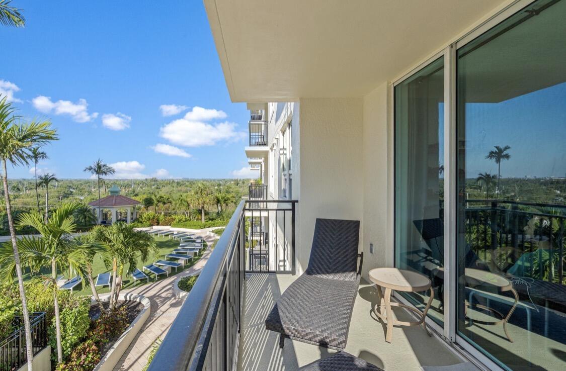 SYMPHONY NORTH CONDO - Residential