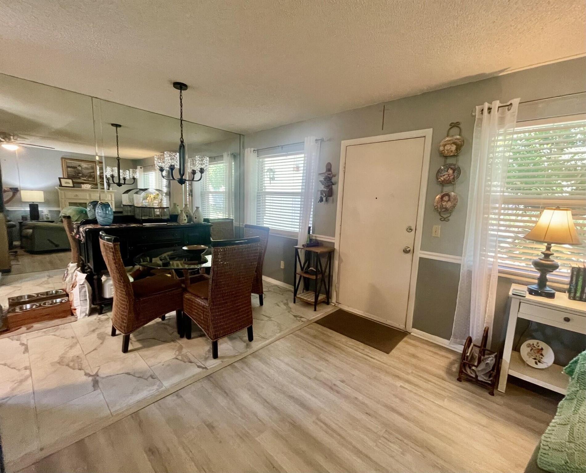 29 Lake Vista Trl 105
