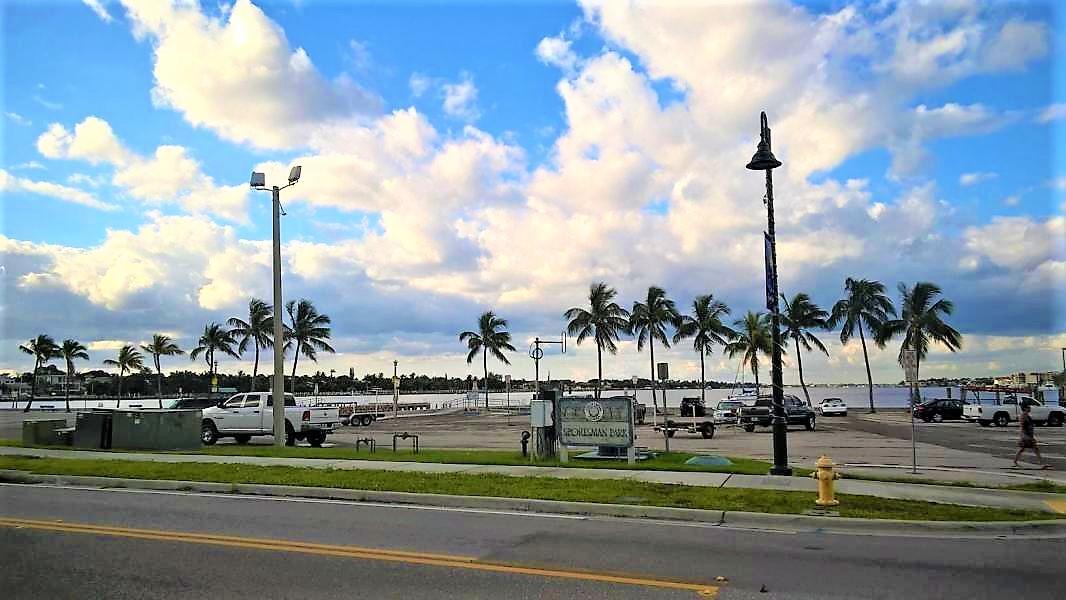 HIDDEN HARBOUR OF THE PALM BEACHES CONDO - Residential