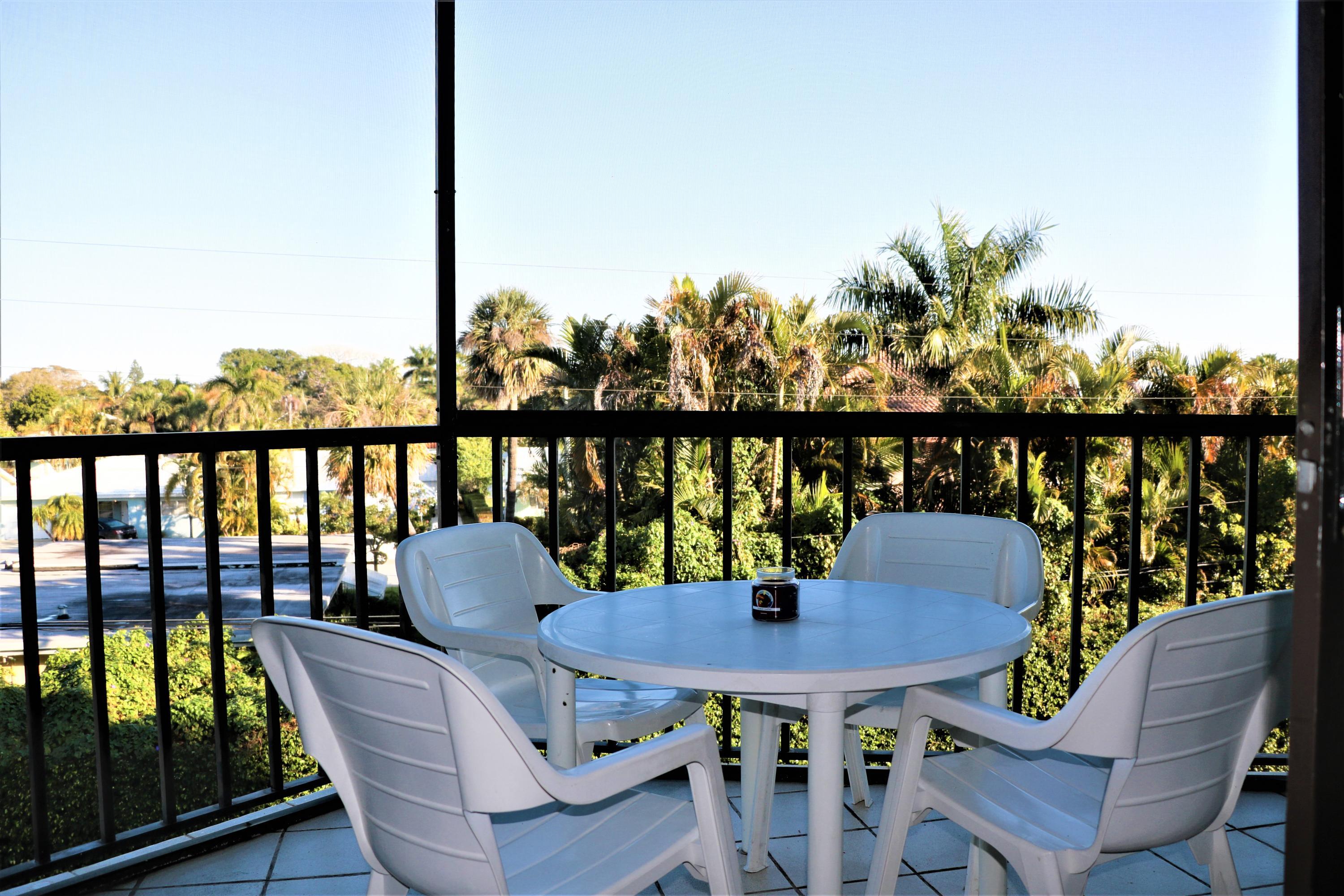 HIDDEN HARBOUR OF THE PALM BEACHES CONDO - Residential