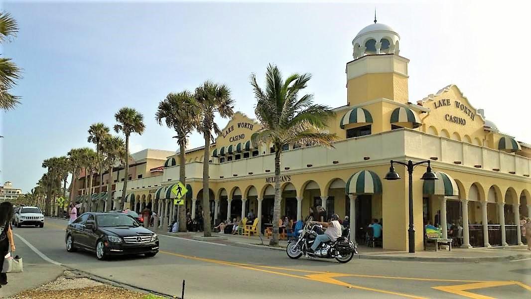 HIDDEN HARBOUR OF THE PALM BEACHES CONDO - Residential