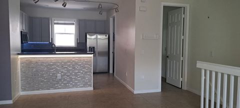 Townhouse in Fort Lauderdale FL 1033 17th Way Way 13.jpg
