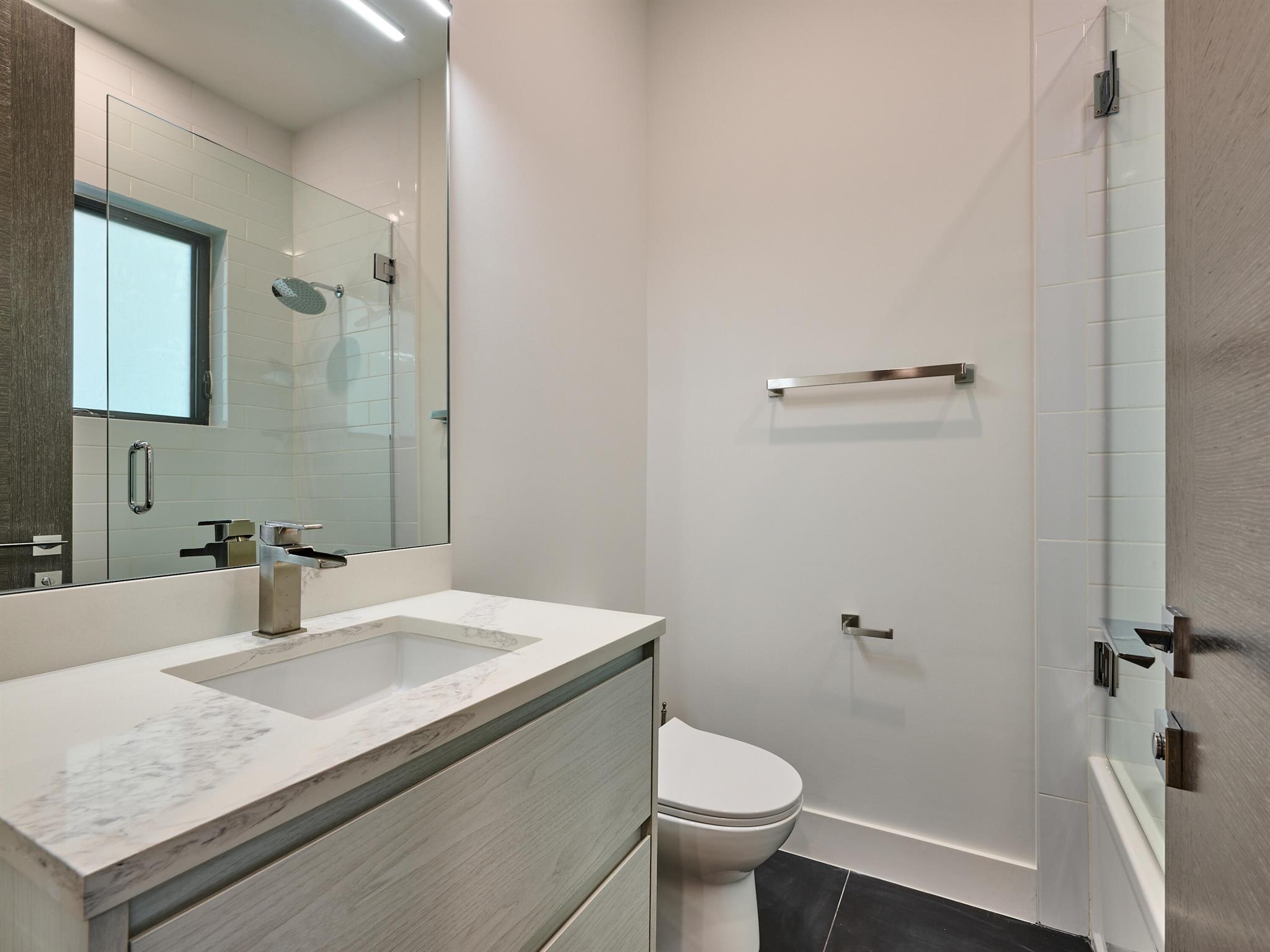 HILLSBORO HARBOR UNIT - Residential