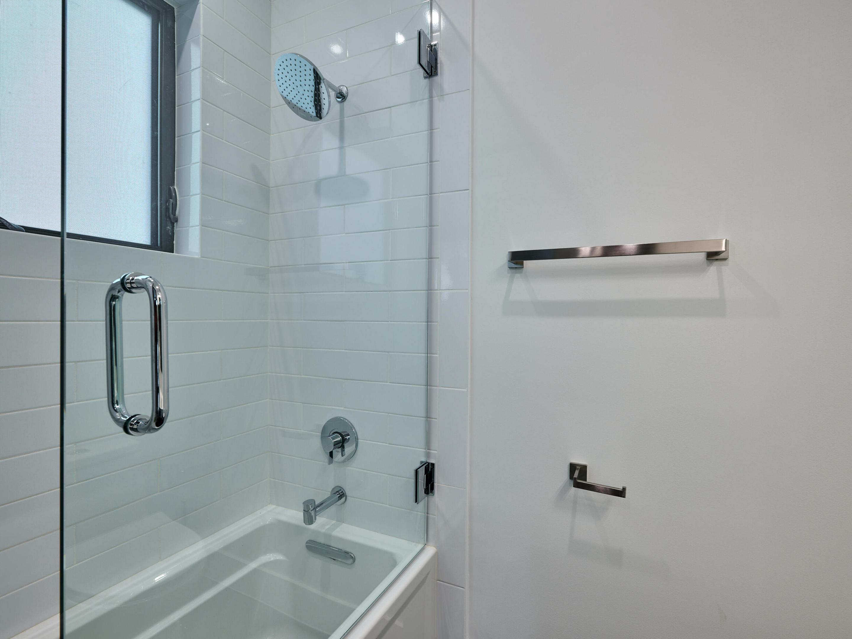 HILLSBORO HARBOR UNIT - Residential