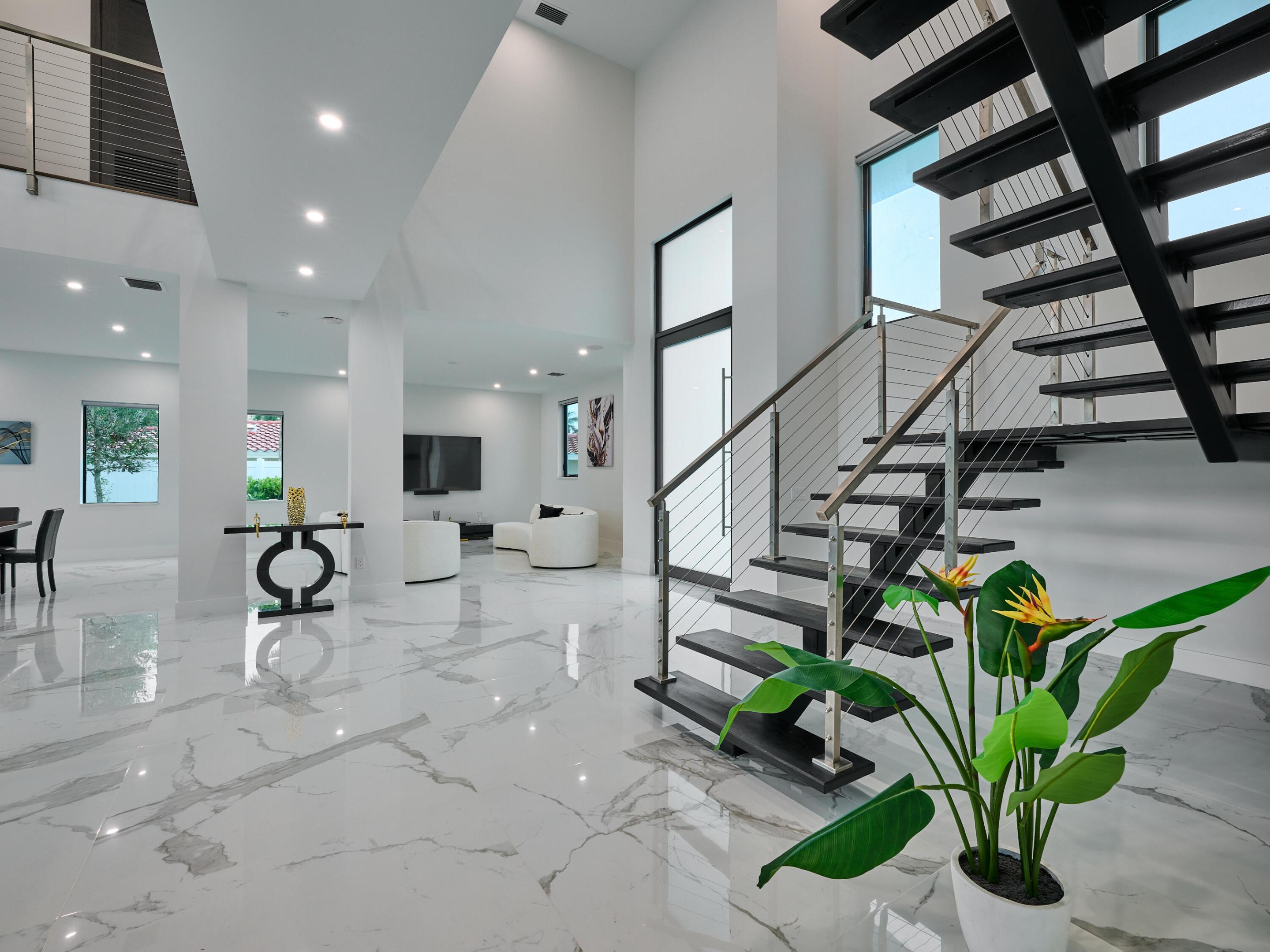 HILLSBORO HARBOR UNIT - Residential