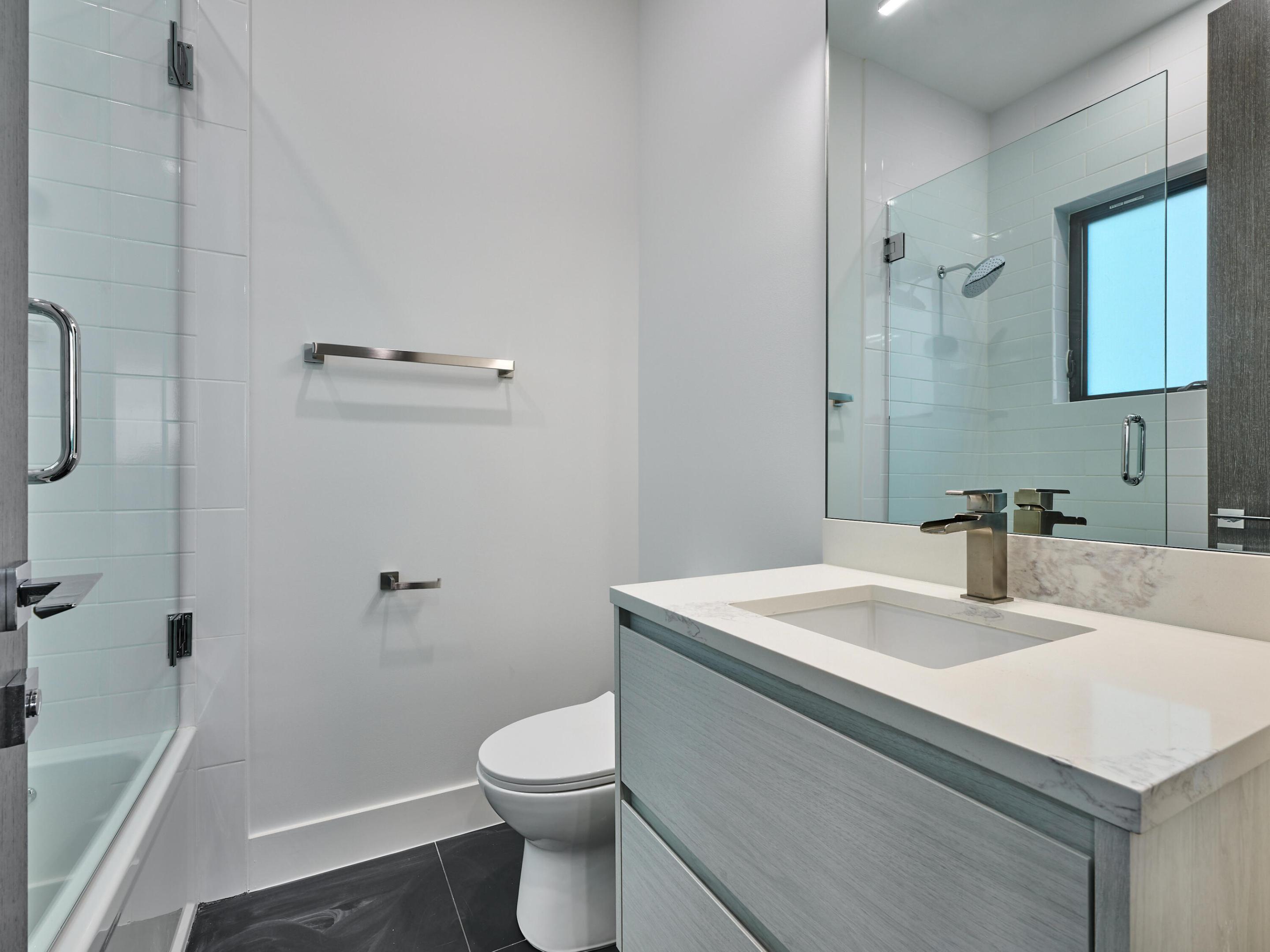 HILLSBORO HARBOR UNIT - Residential