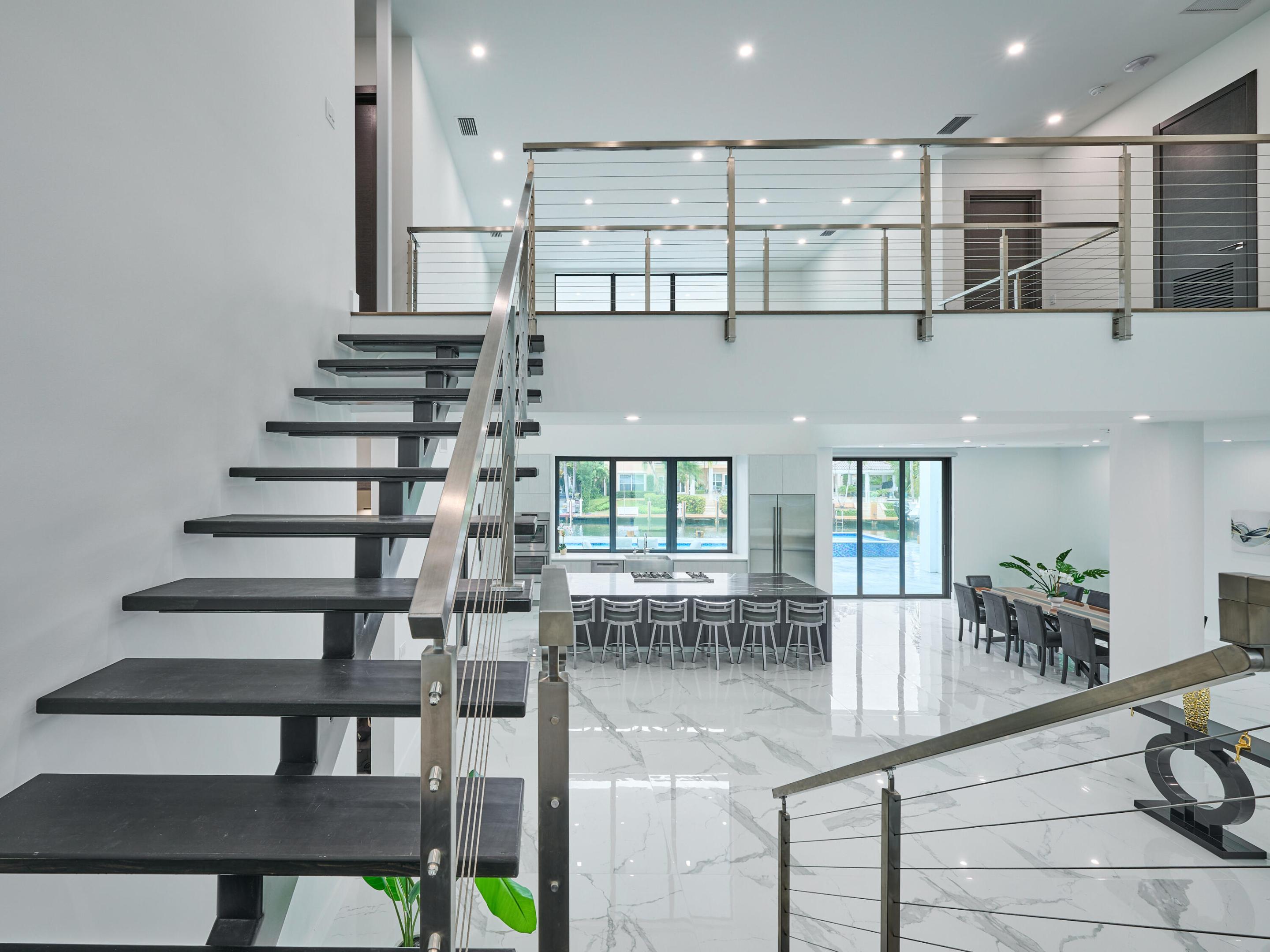 HILLSBORO HARBOR UNIT - Residential