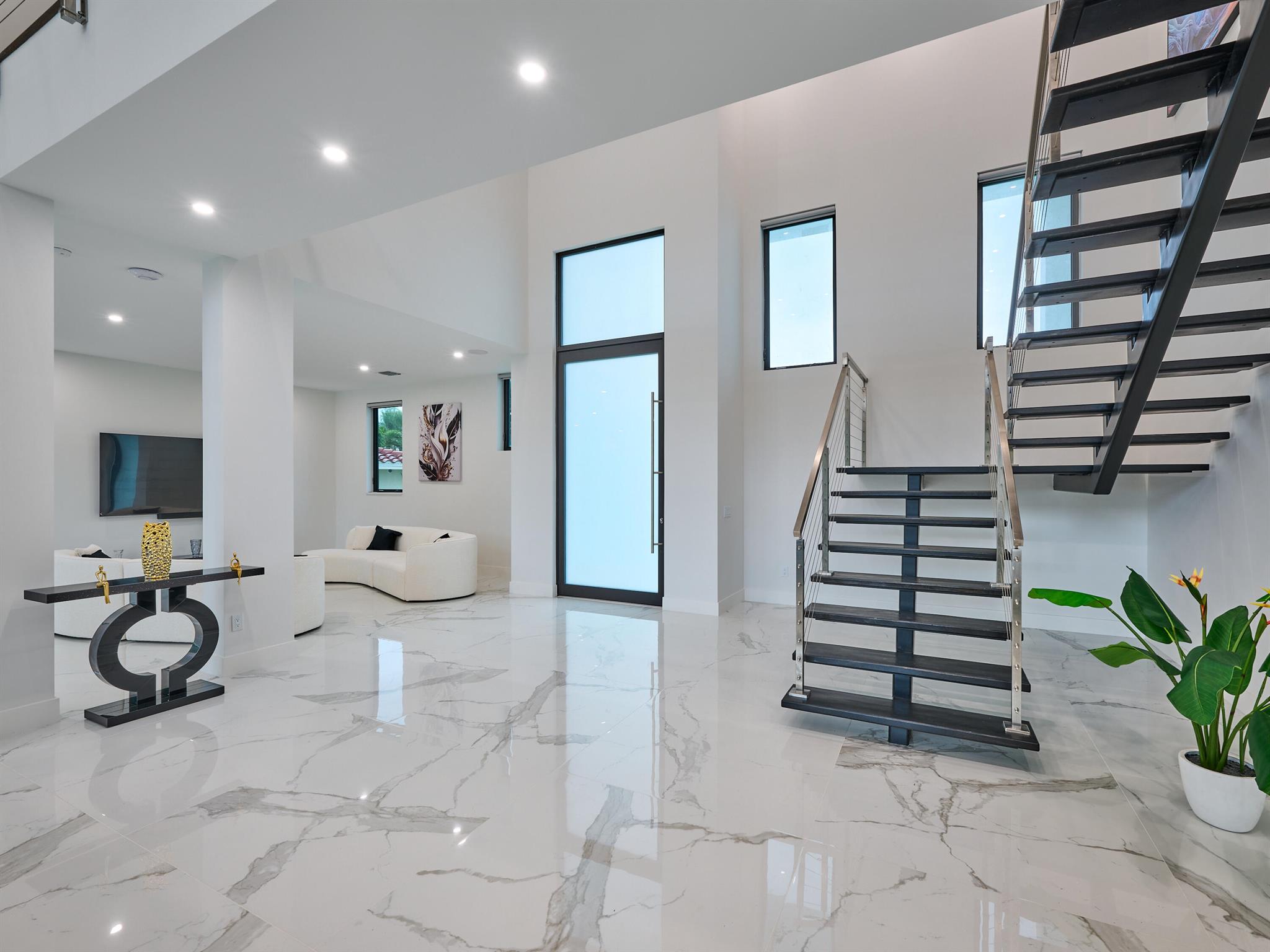 HILLSBORO HARBOR UNIT - Residential