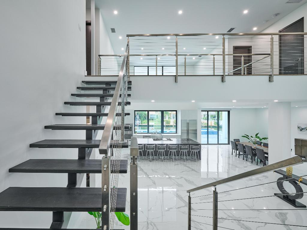 HILLSBORO HARBOR UNIT - Residential