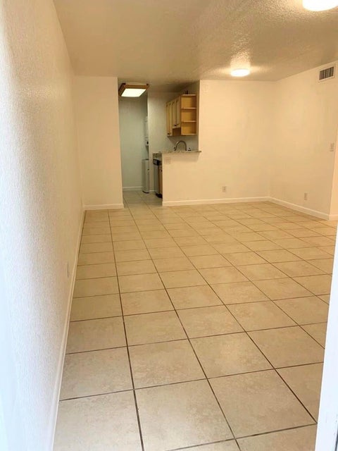 Tiny photo for 9916 TWIN LAKES Drive #33-C, Coral Springs, FL 33071 (MLS # B26087412)